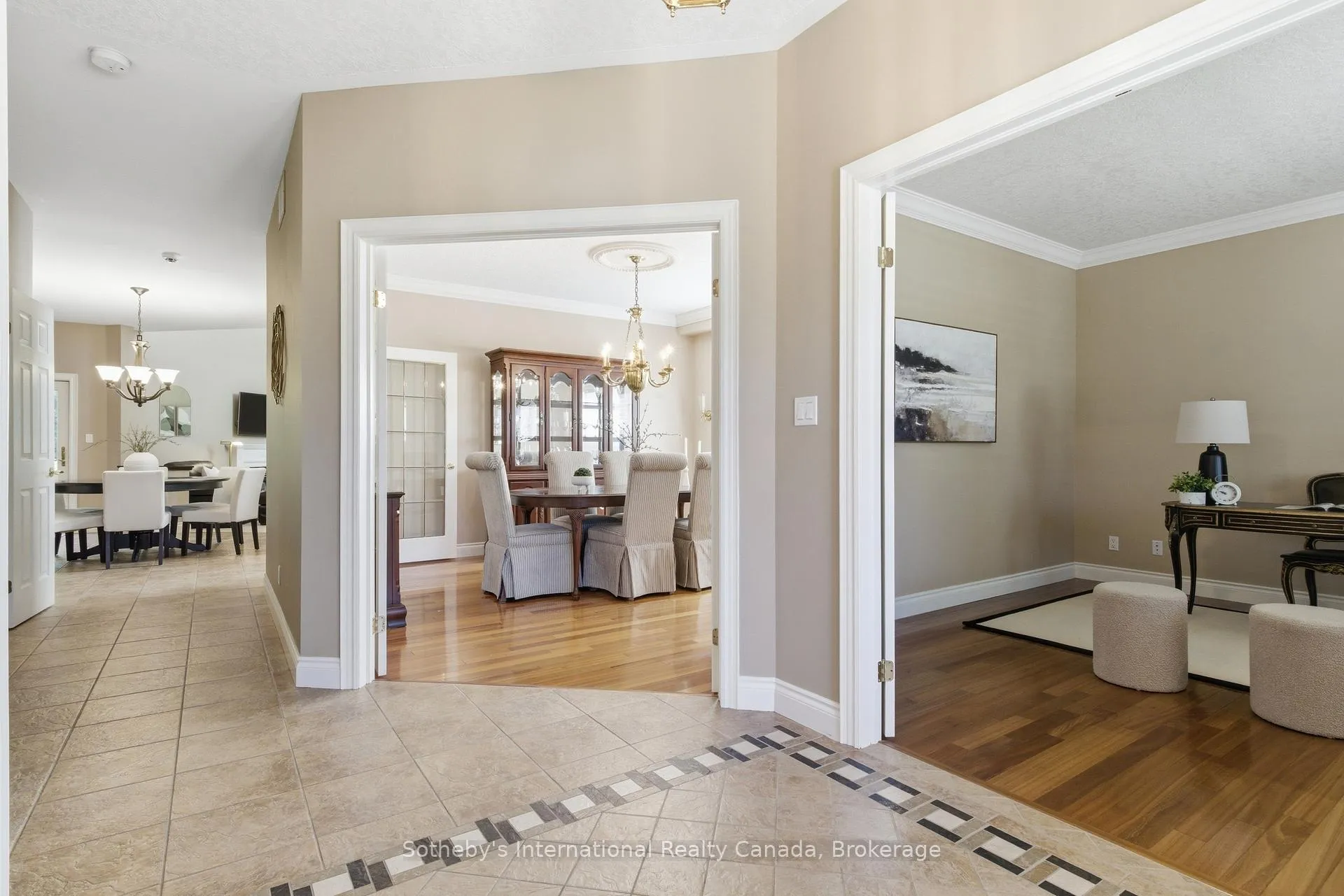 Photo 4 of 59 Templeton Drive, Kitchener — HOMEH