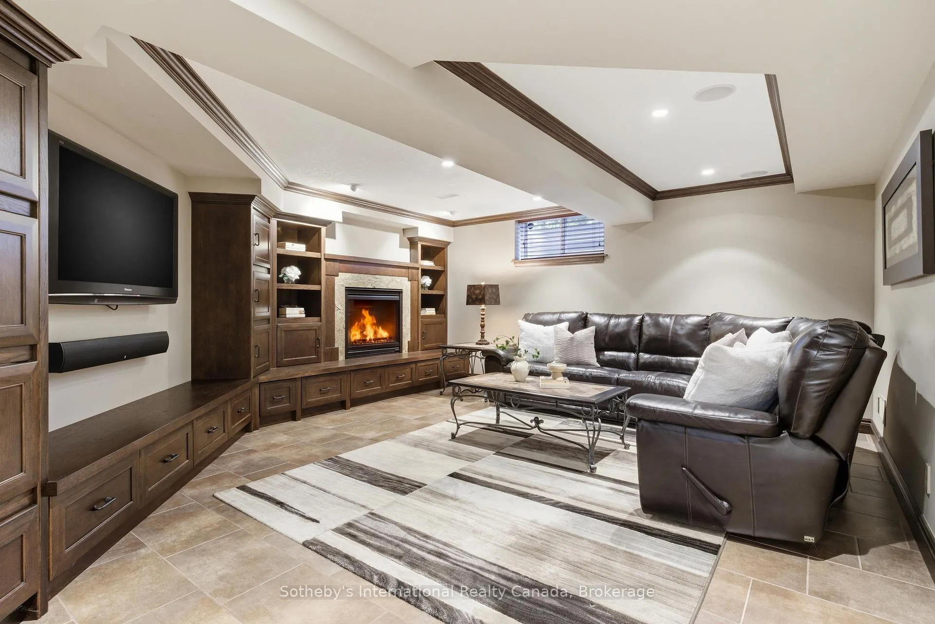 Photo 22 of 59 Templeton Drive, Kitchener — HOMEH