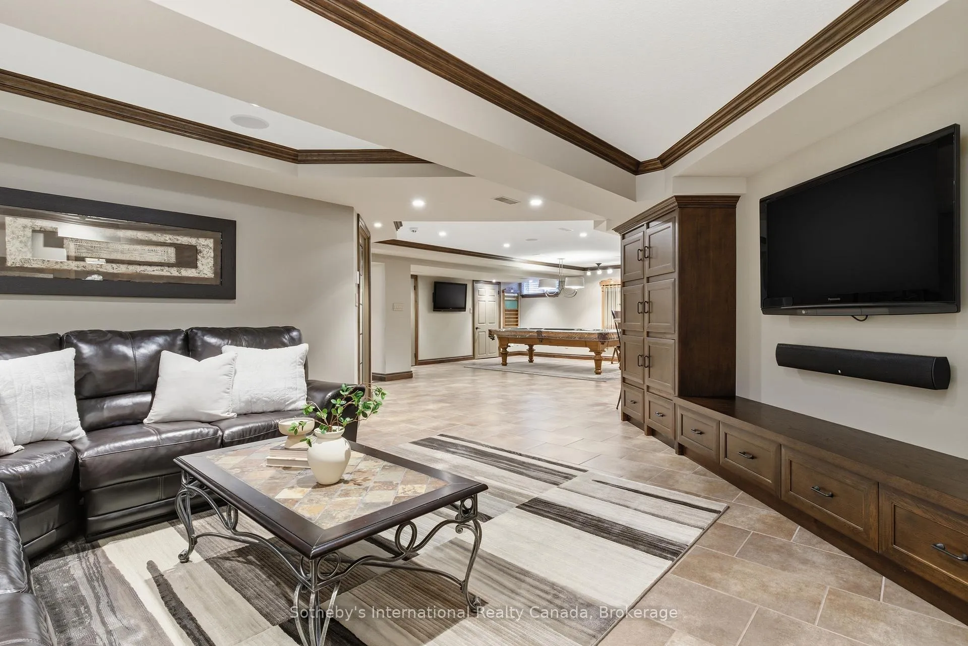 Photo 23 of 59 Templeton Drive, Kitchener — HOMEH