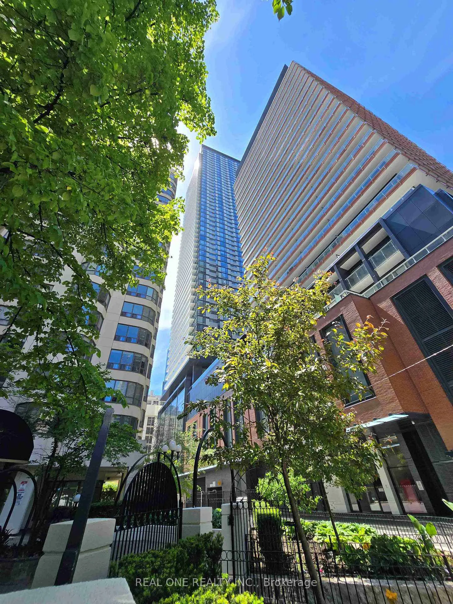 Photo 1 of Unit 1109, 501 Yonge Street, Toronto, Church-Yonge Corridor — HOMEH