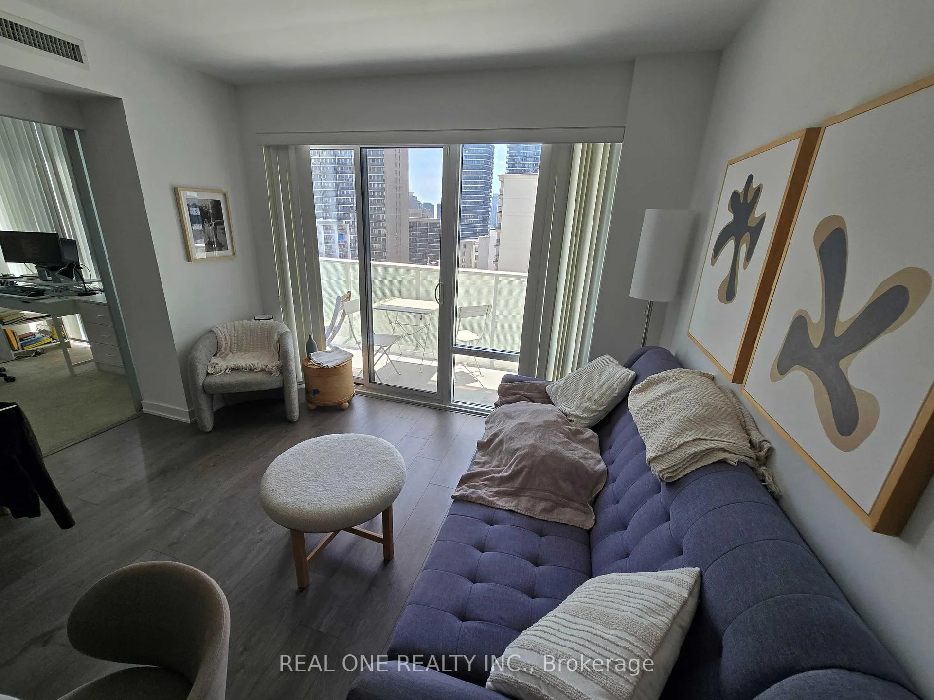 Photo 3 of Unit 1109, 501 Yonge Street, Toronto, Church-Yonge Corridor — HOMEH