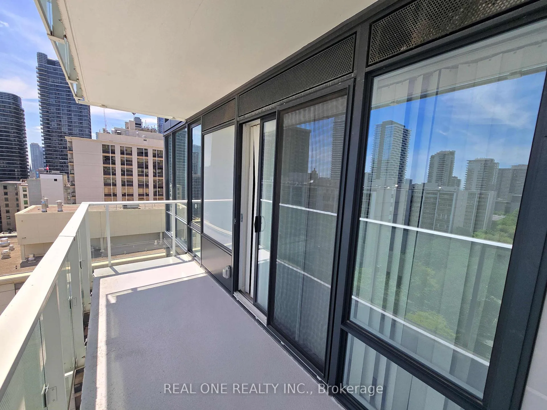 Photo 21 of Unit 1109, 501 Yonge Street, Toronto, Church-Yonge Corridor — HOMEH