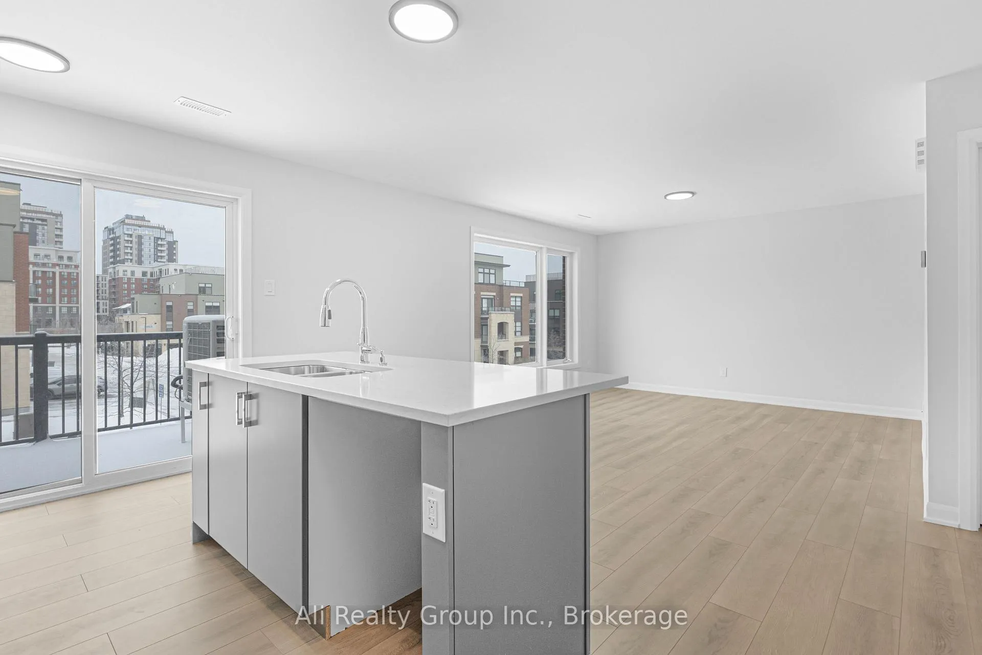 Photo 9 of Unit 10, 301 Glenroy Gilbert Drive, Ottawa, Barrhaven - Strandherd — HOMEH