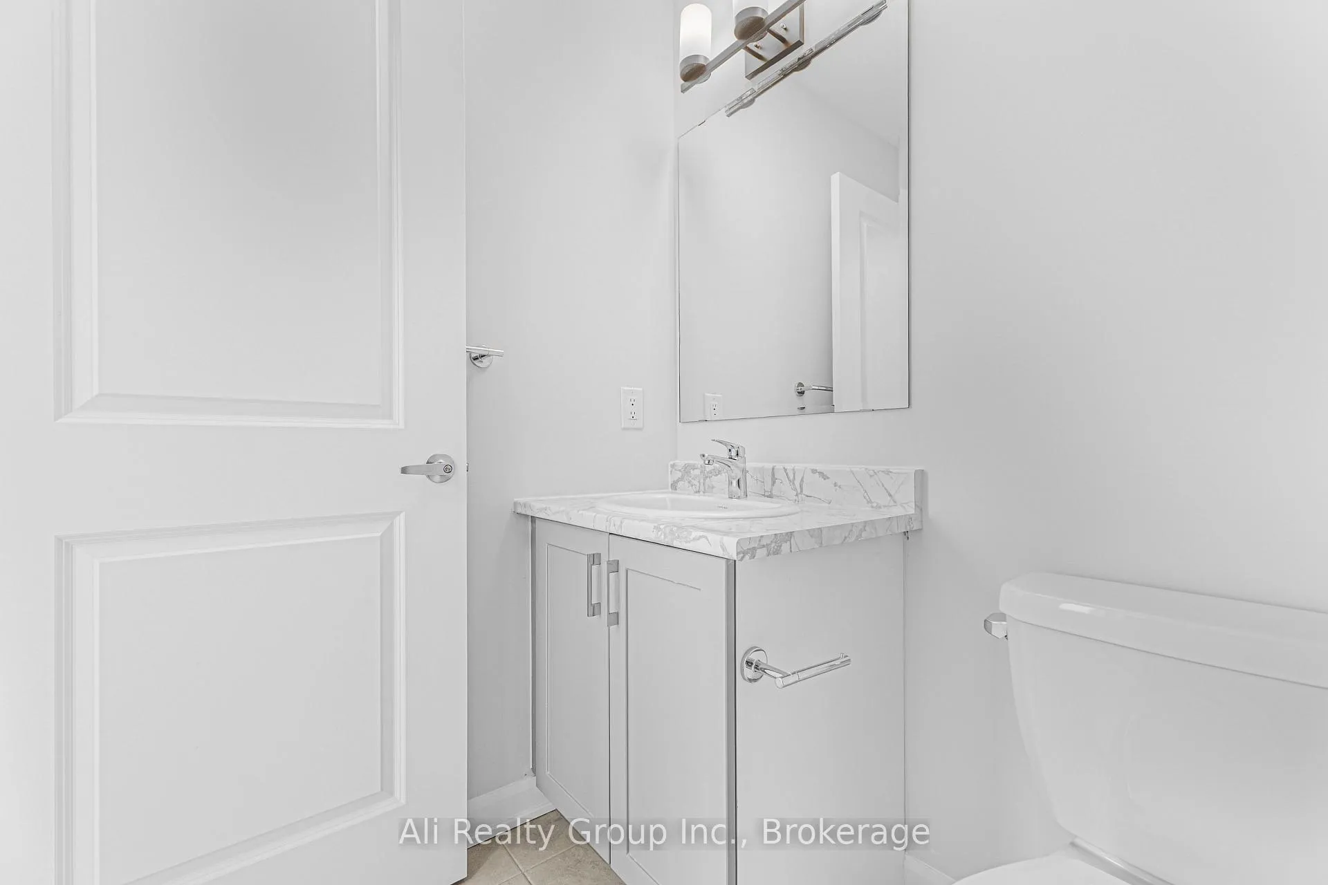 Photo 17 of Unit 10, 301 Glenroy Gilbert Drive, Ottawa, Barrhaven - Strandherd — HOMEH