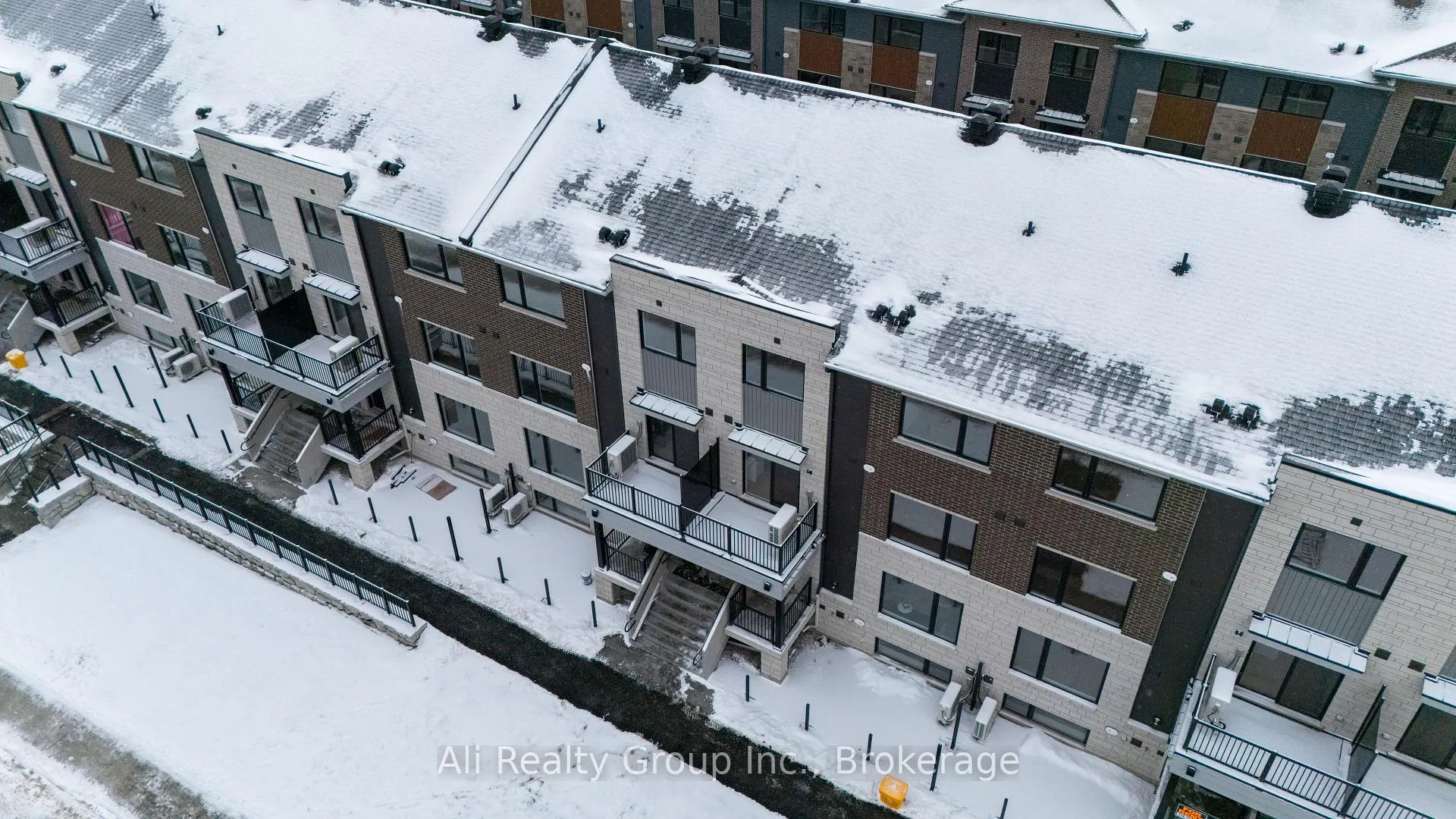 Photo 22 of Unit 10, 301 Glenroy Gilbert Drive, Ottawa, Barrhaven - Strandherd — HOMEH