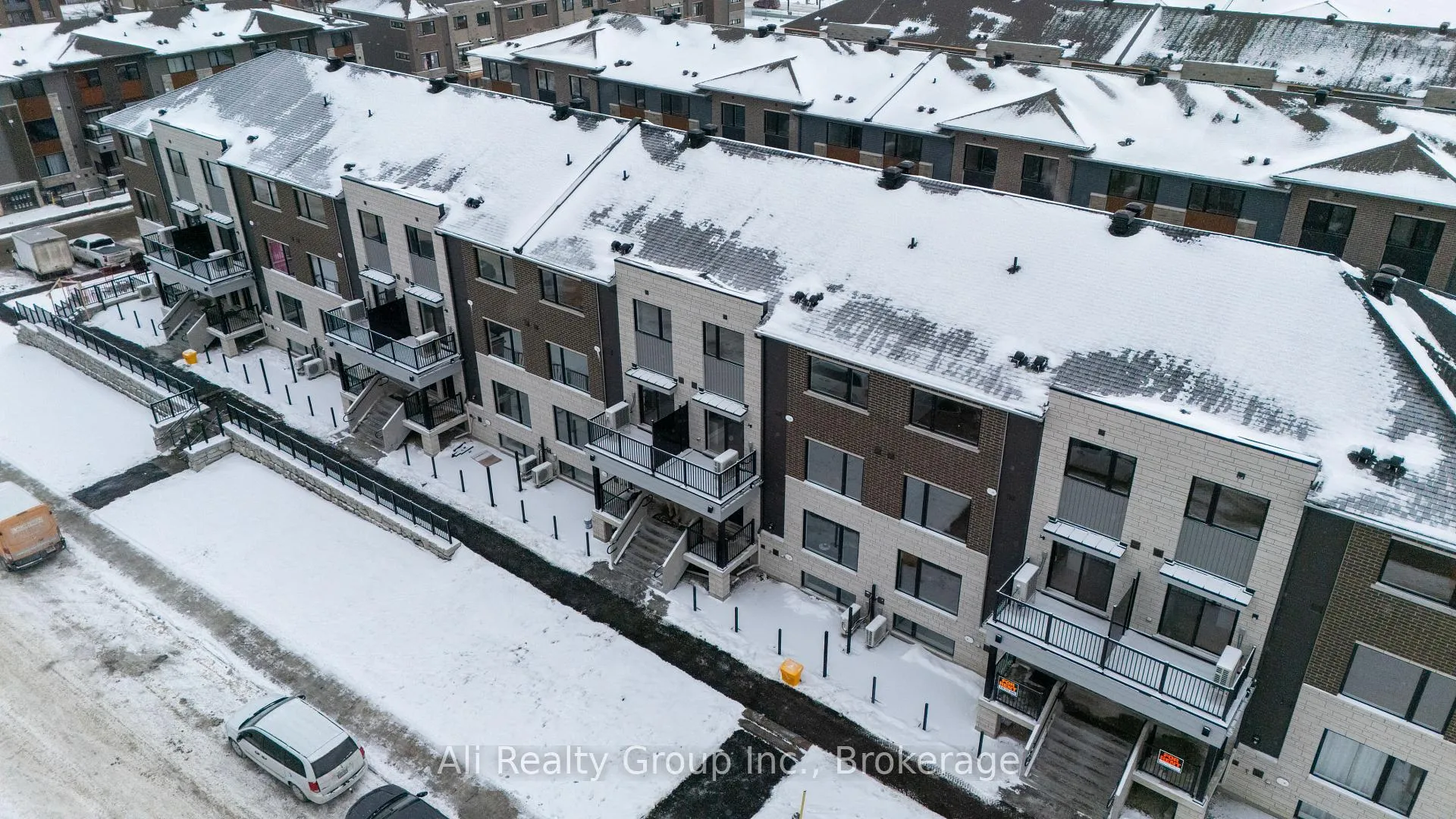 Photo 25 of Unit 10, 301 Glenroy Gilbert Drive, Ottawa, Barrhaven - Strandherd — HOMEH