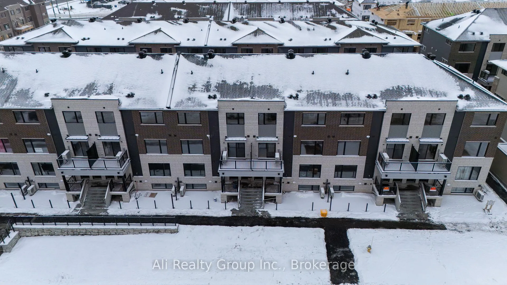 Photo 26 of Unit 10, 301 Glenroy Gilbert Drive, Ottawa, Barrhaven - Strandherd — HOMEH