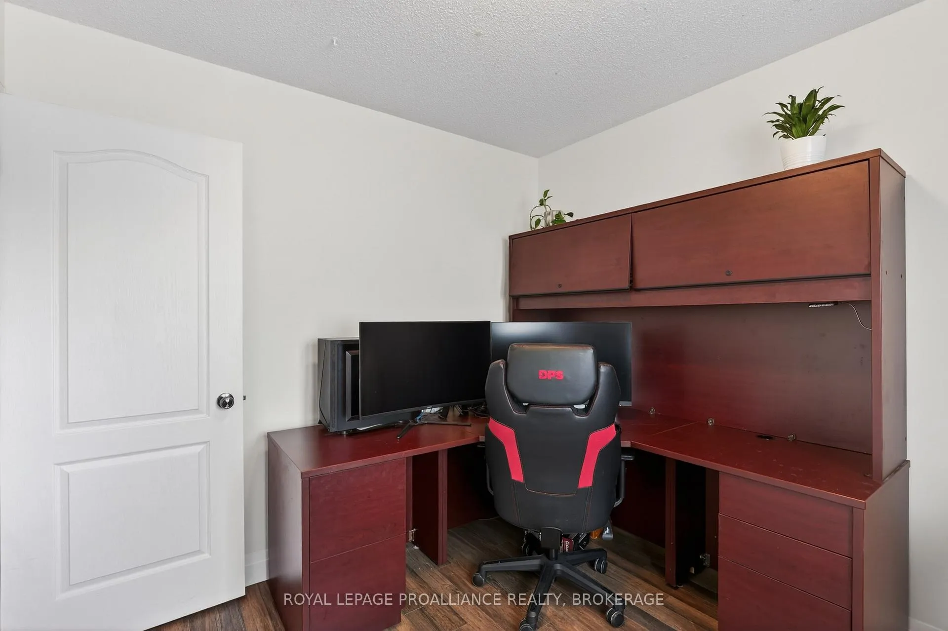 Photo 20 of 459 Maureen Street, Kingston, Kingston East (Incl Barret Crt) — HOMEH