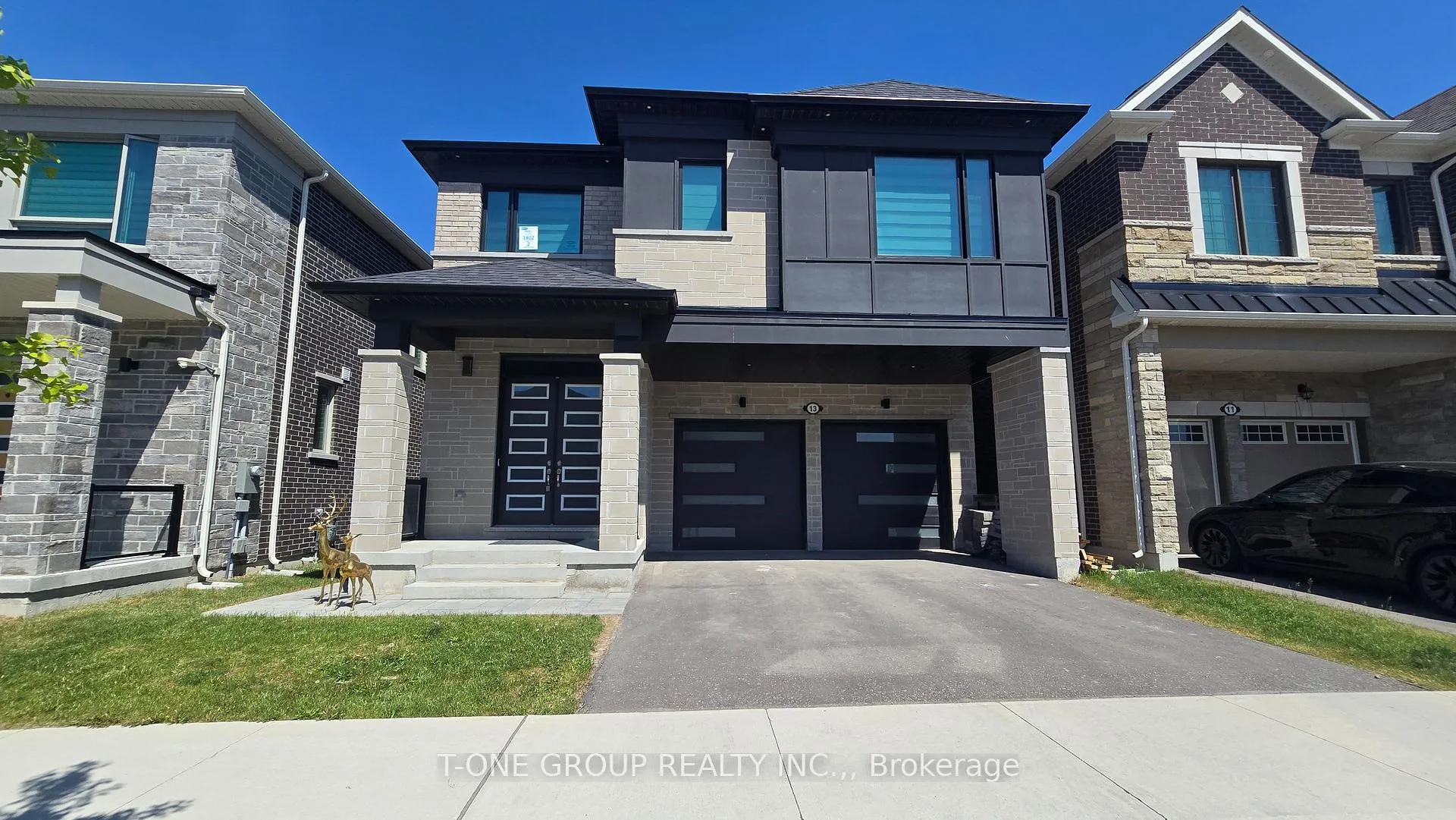 Photo 1 of 13 Eberly Woods Drive, Markham, Victoria Manor-Jennings Gate — HOMEH