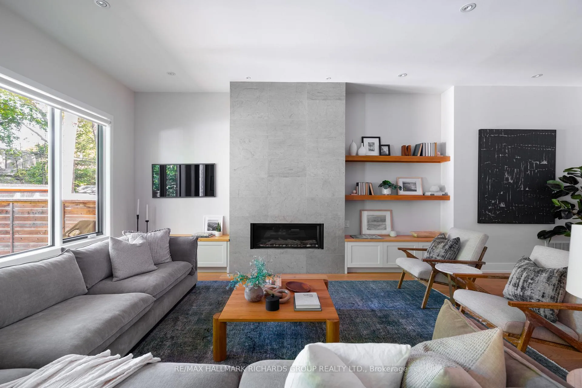 Photo 4 of 96 Scarborough Road, Toronto, The Beaches — HOMEH