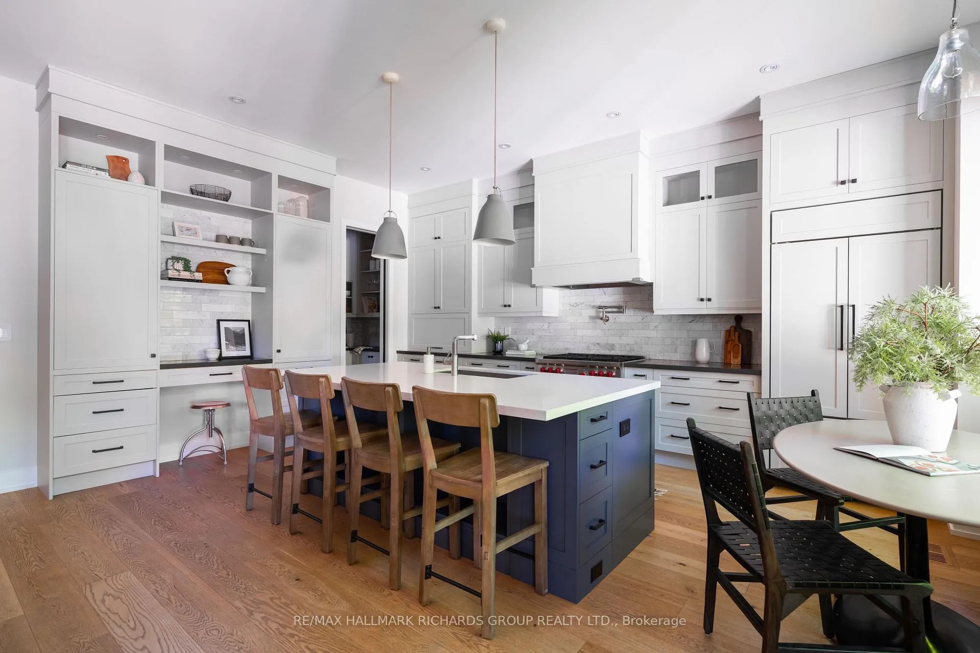 Photo 9 of 96 Scarborough Road, Toronto, The Beaches — HOMEH