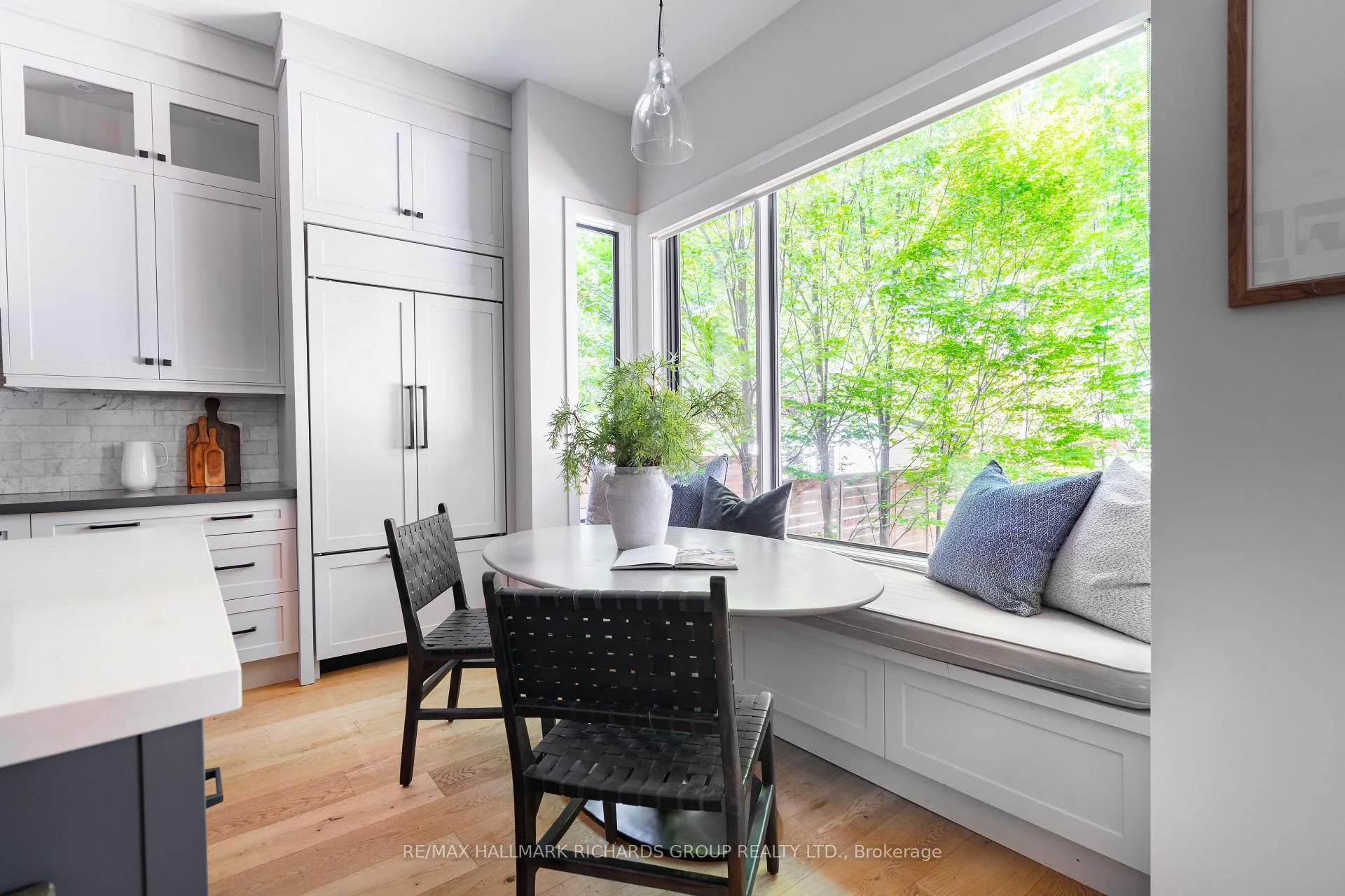 Photo 13 of 96 Scarborough Road, Toronto, The Beaches — HOMEH