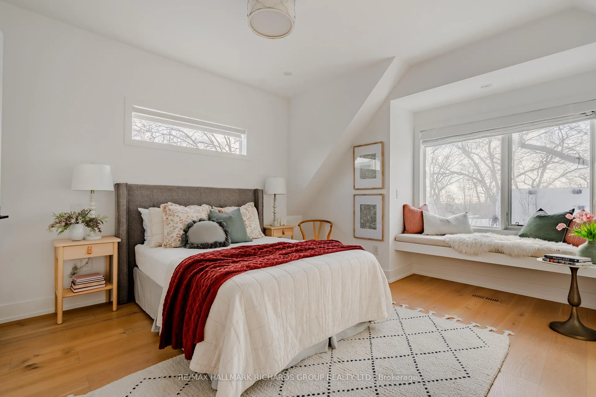 Photo 25 of 96 Scarborough Road, Toronto, The Beaches — HOMEH