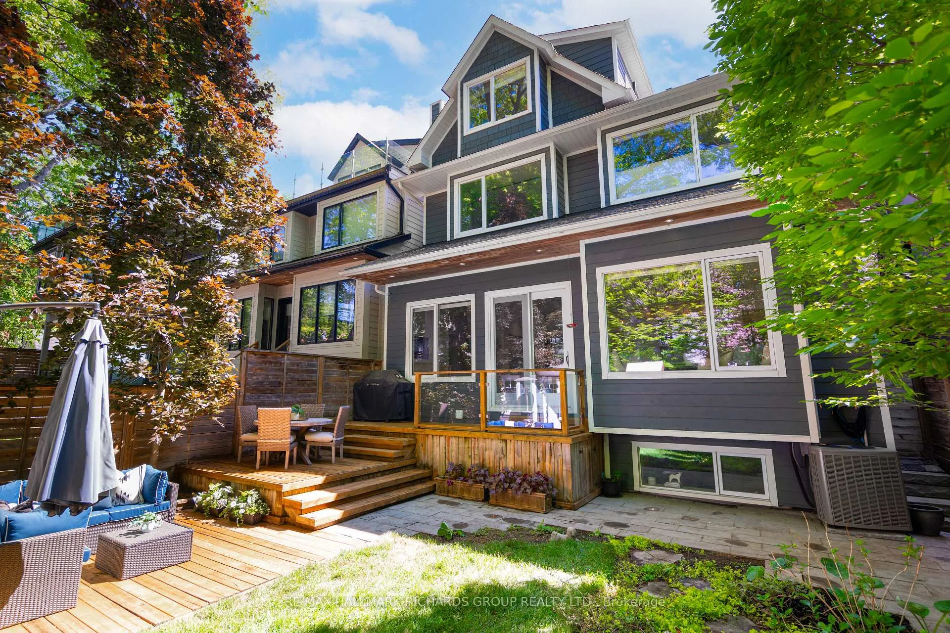 Photo 34 of 96 Scarborough Road, Toronto, The Beaches — HOMEH