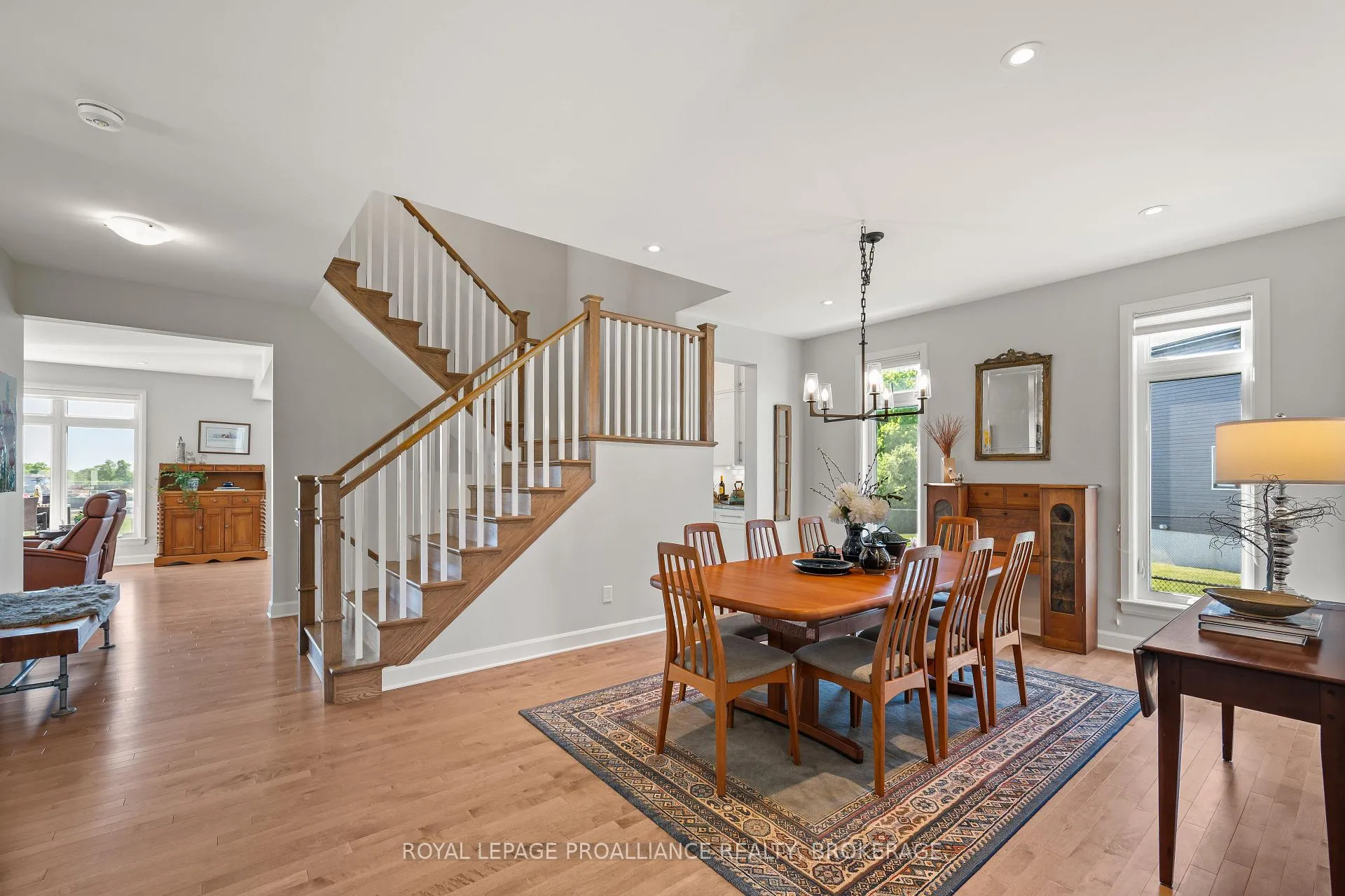 Photo 15 of 800 Riverview Way, Kingston, Kingston East (Incl Barret Crt) — HOMEH