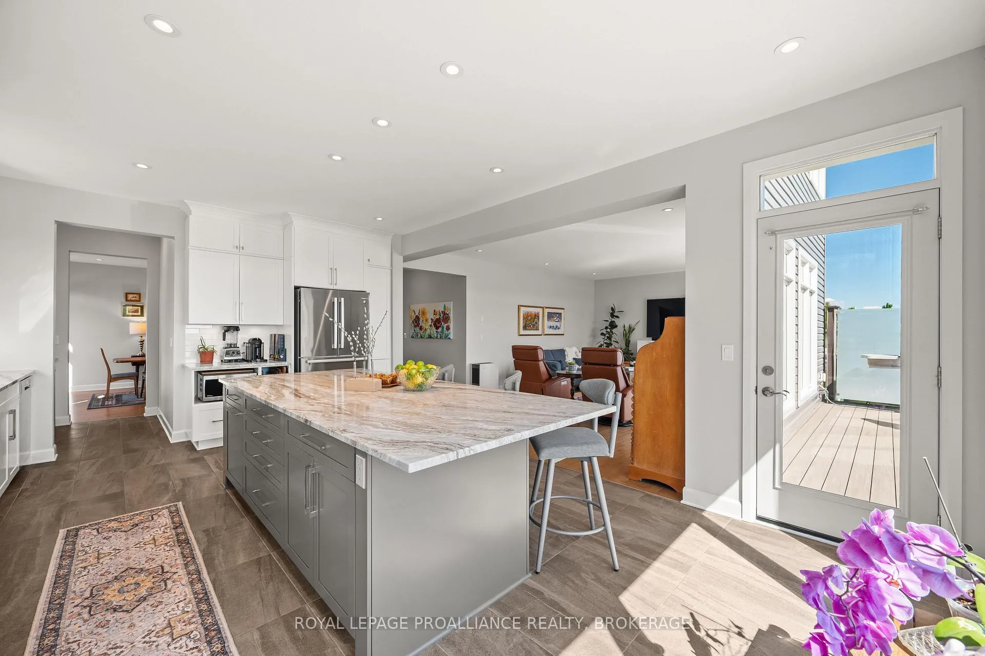 Photo 22 of 800 Riverview Way, Kingston, Kingston East (Incl Barret Crt) — HOMEH