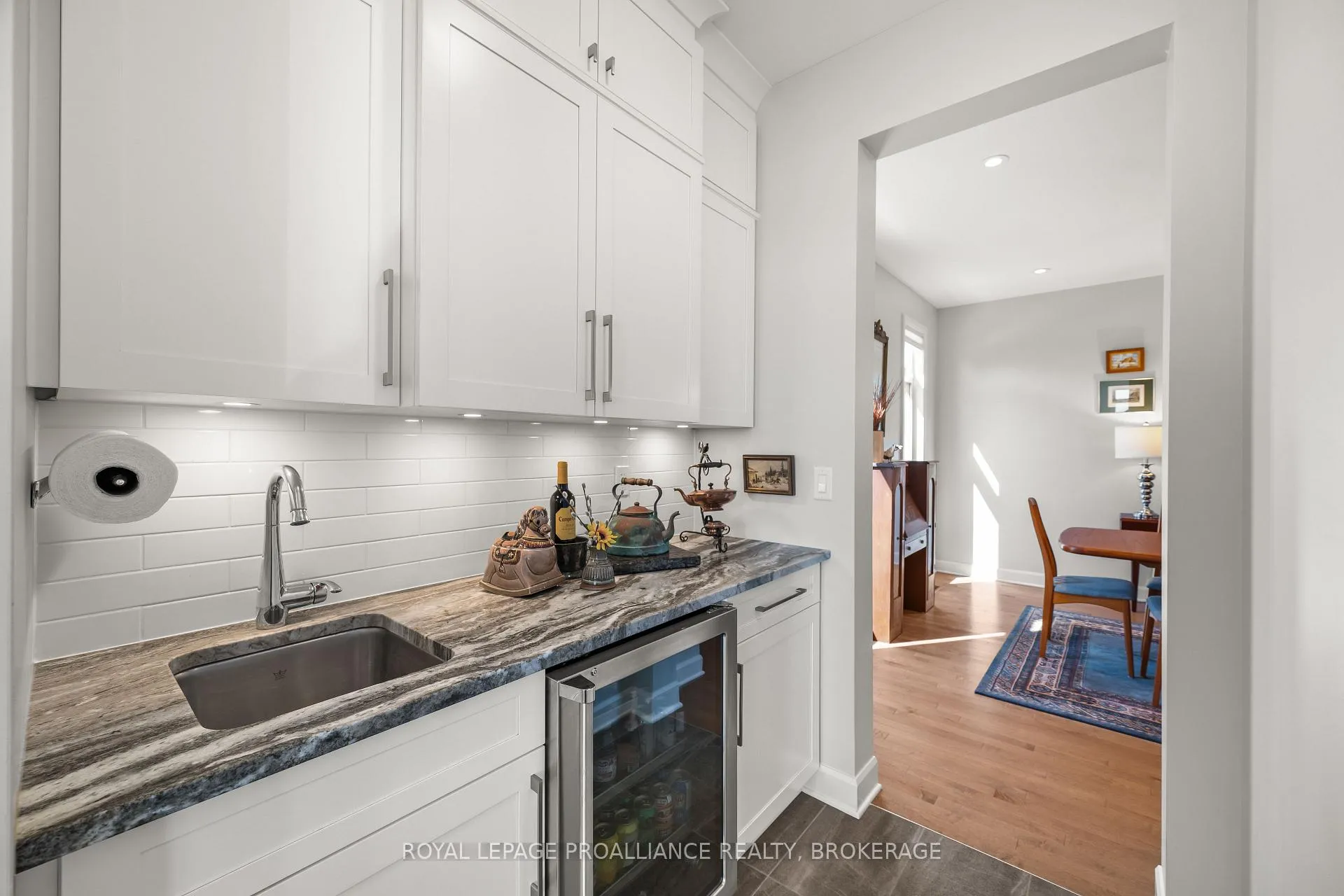 Photo 23 of 800 Riverview Way, Kingston, Kingston East (Incl Barret Crt) — HOMEH