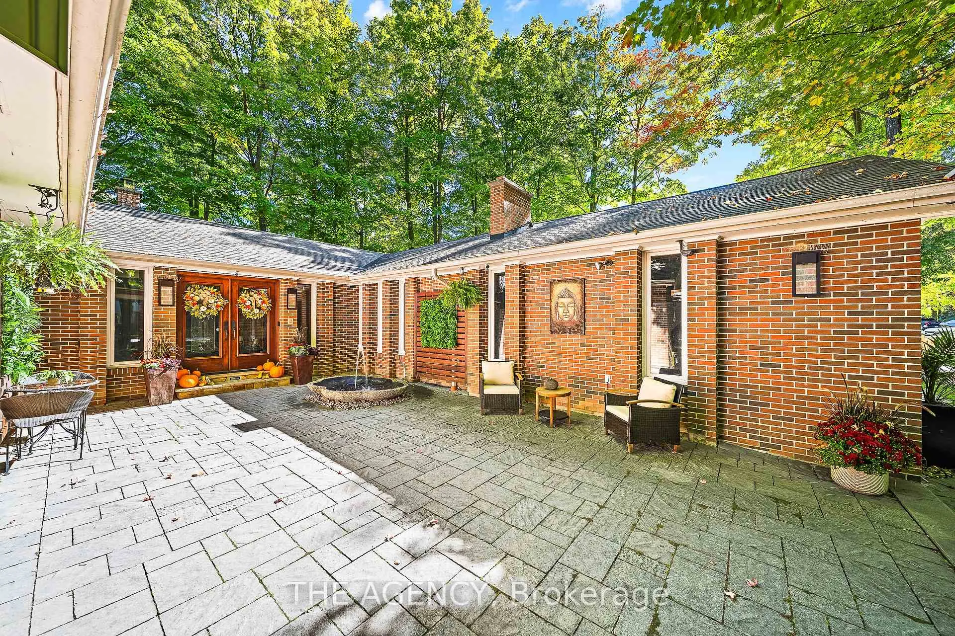 Photo 6 of 23 Cedarwood Crescent, King, Nobleton — HOMEH