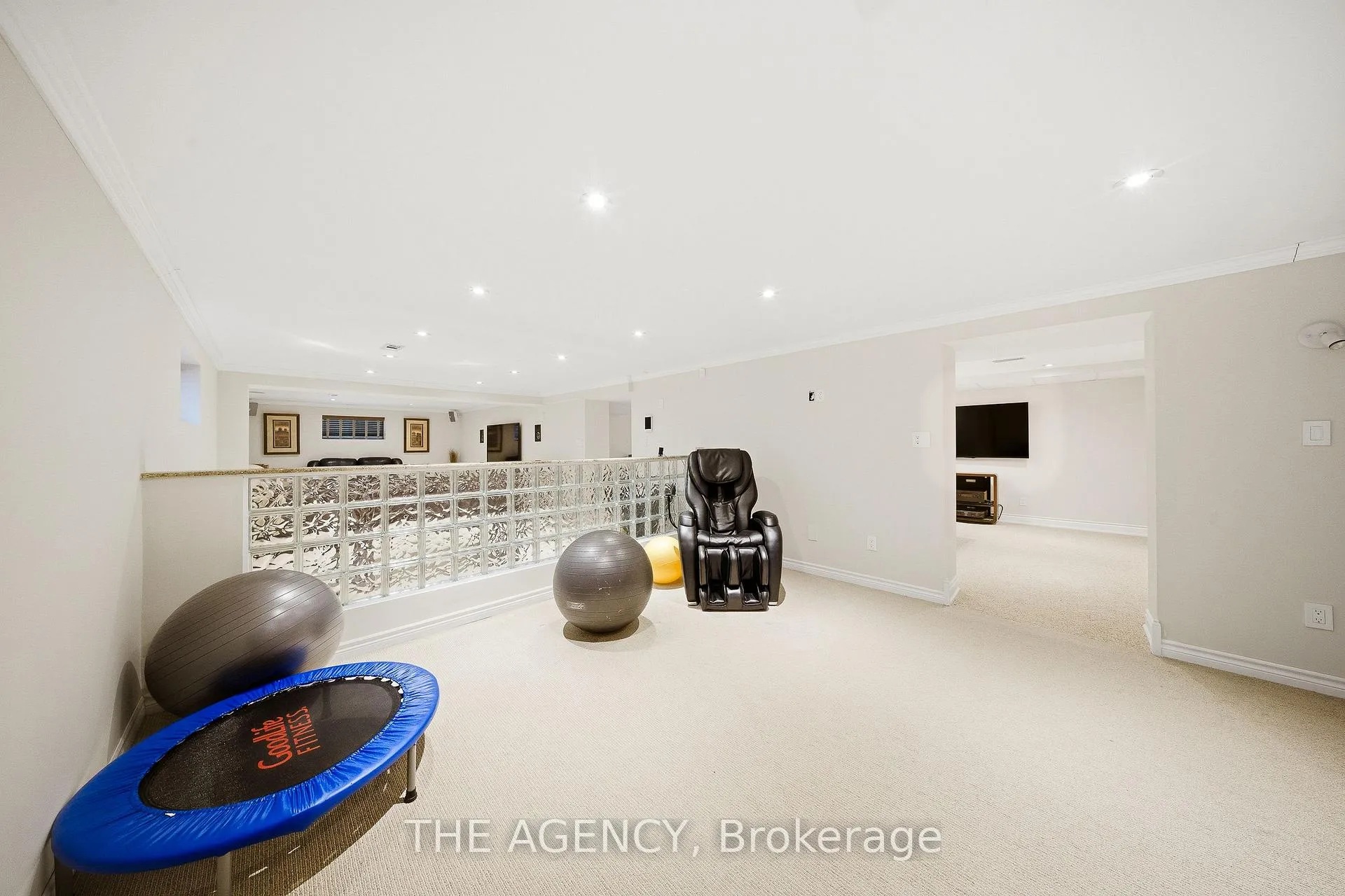 Photo 37 of 23 Cedarwood Crescent, King, Nobleton — HOMEH