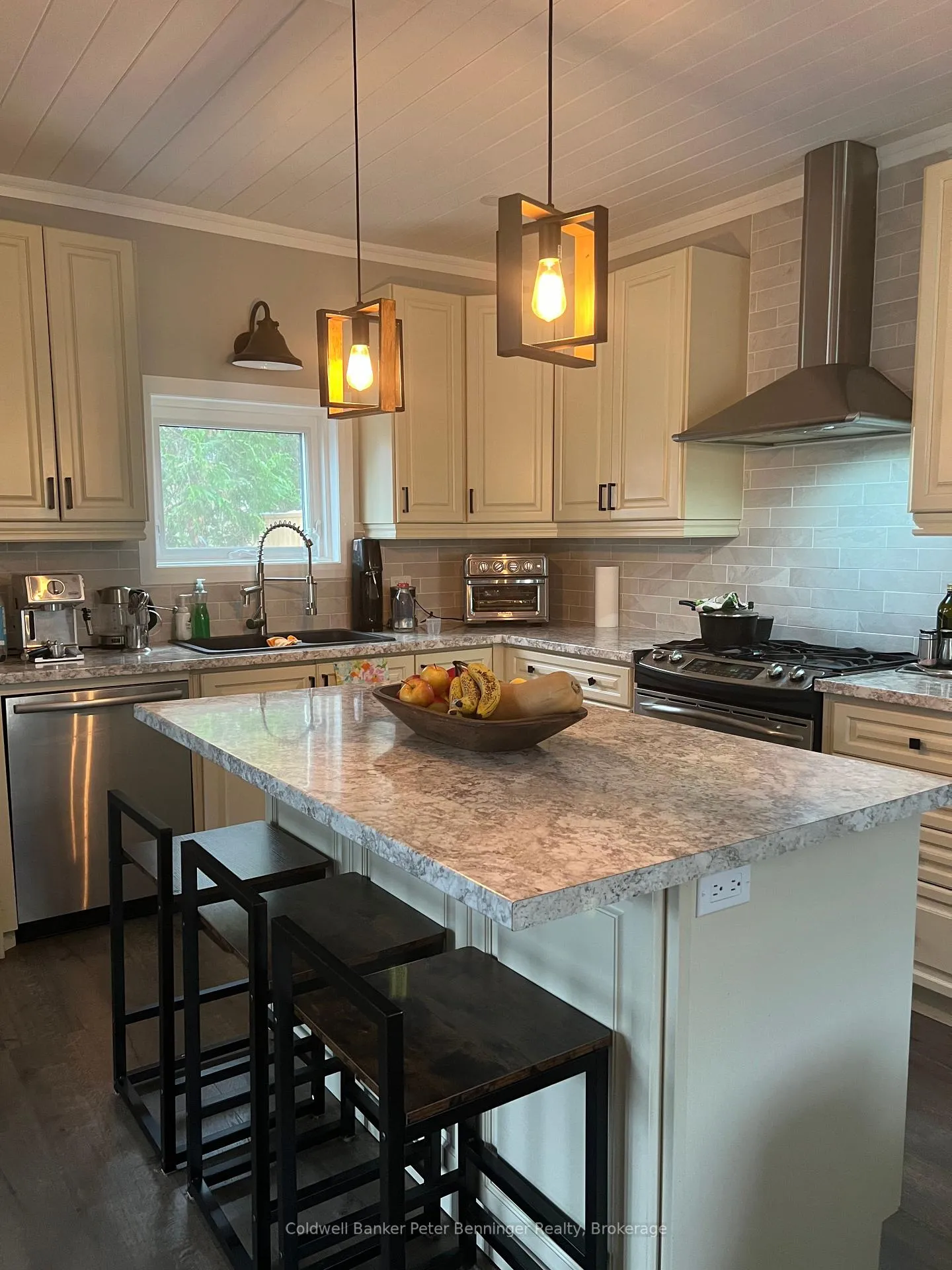Photo 6 of 113 William Street, Brockton — HOMEH