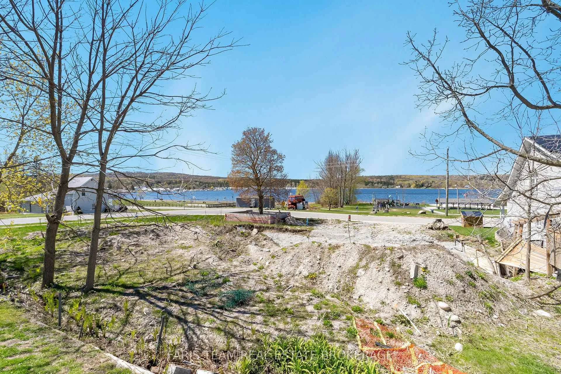 Photo 27 of 5 Scott Street, Penetanguishene — HOMEH