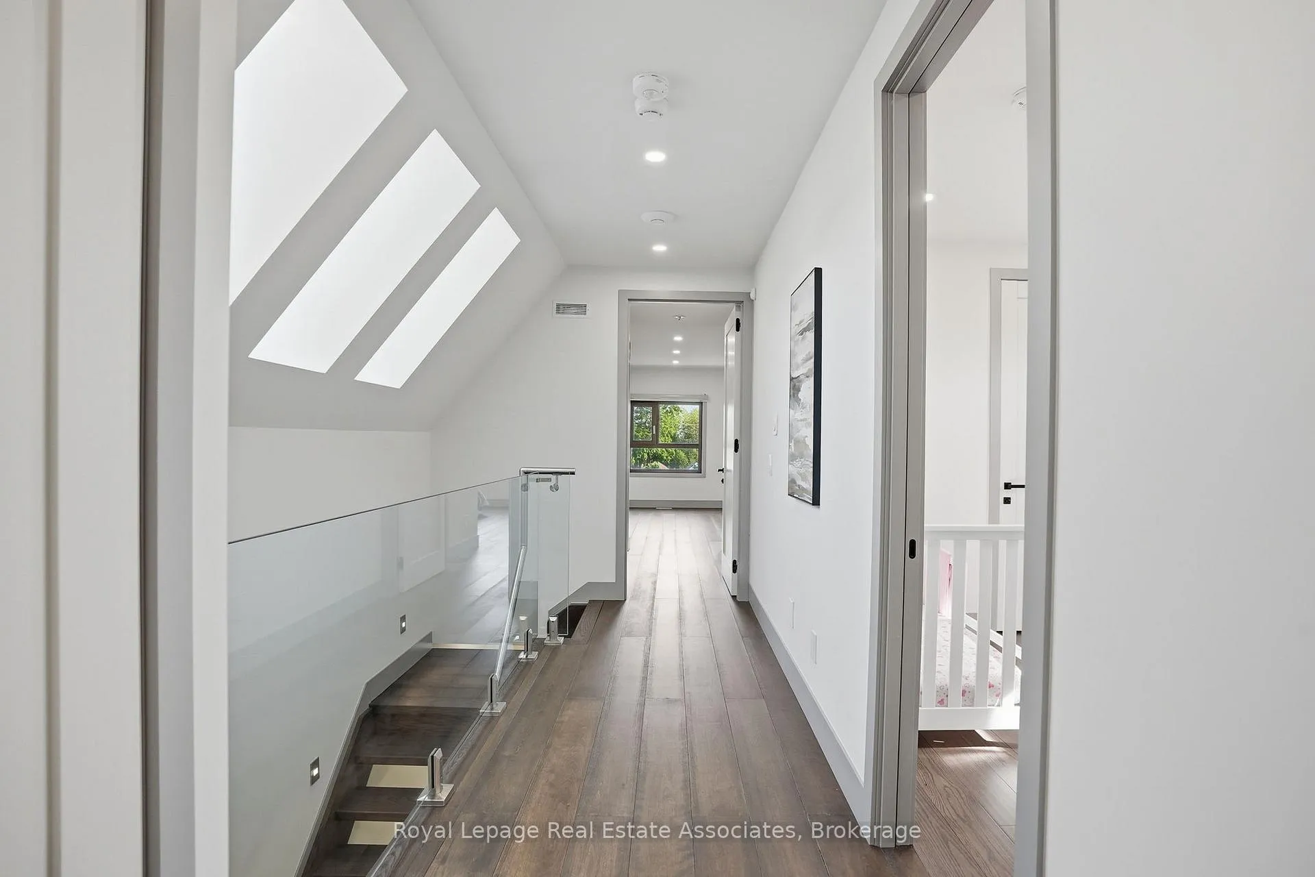 Photo 21 of Unit B, 357 Melrose Street, Etobicoke, Mimico — HOMEH
