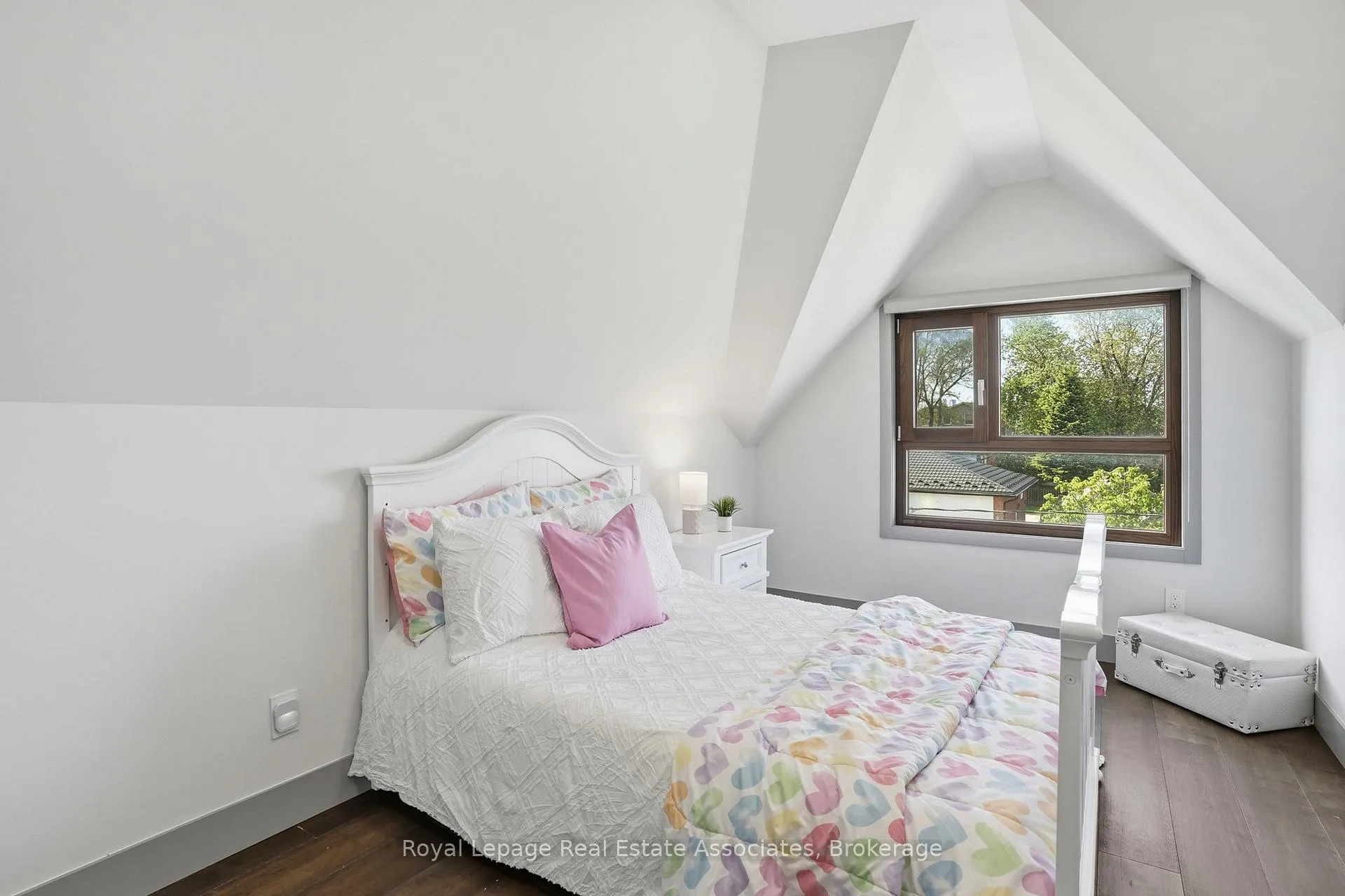 Photo 27 of Unit B, 357 Melrose Street, Etobicoke, Mimico — HOMEH