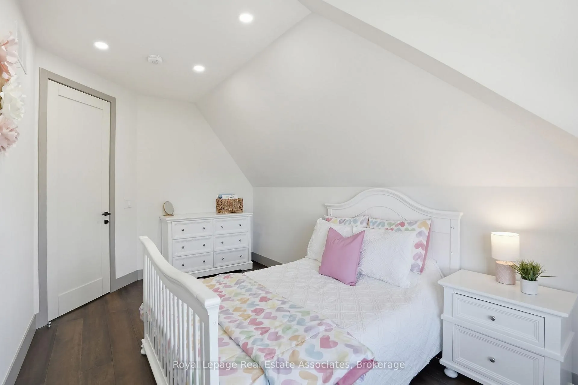 Photo 28 of Unit B, 357 Melrose Street, Etobicoke, Mimico — HOMEH