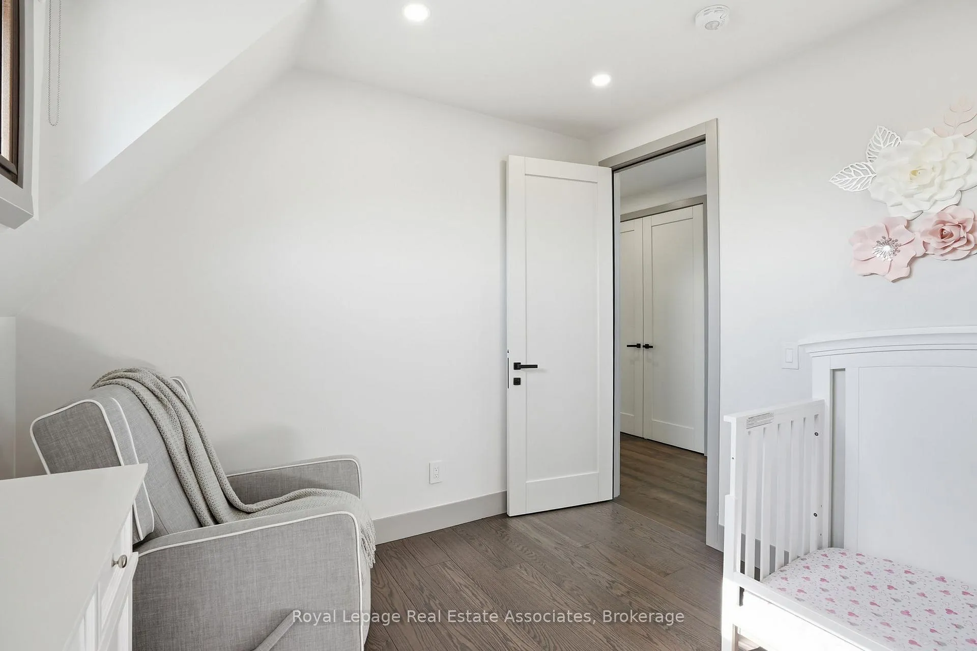 Photo 33 of Unit B, 357 Melrose Street, Etobicoke, Mimico — HOMEH