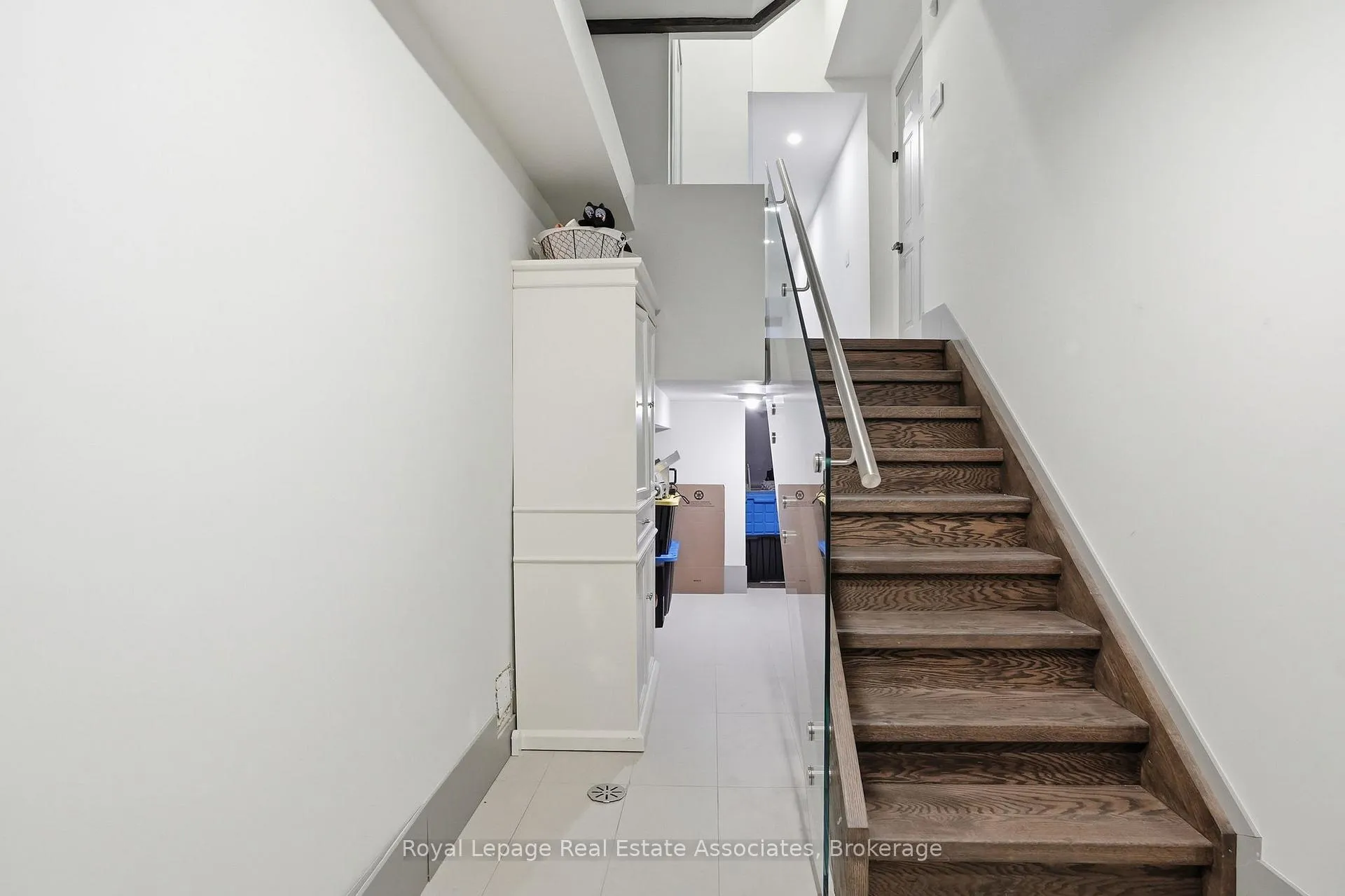 Photo 41 of Unit B, 357 Melrose Street, Etobicoke, Mimico — HOMEH