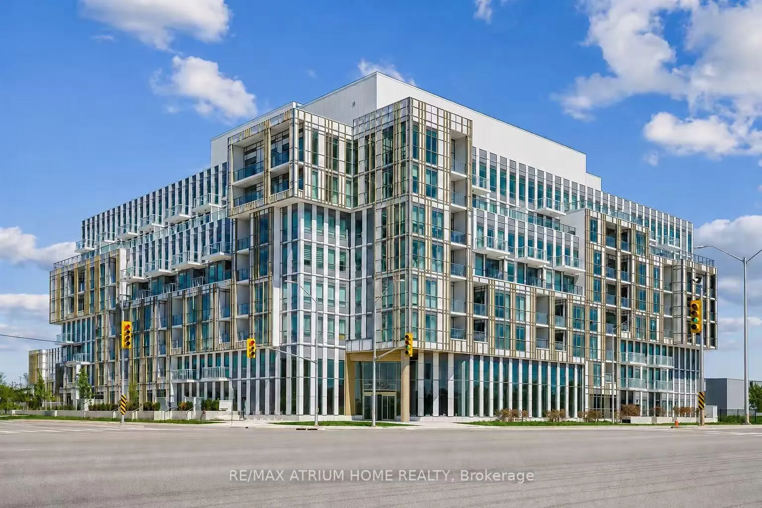 Photo 1 of Unit 536, 1005 Dundas Street E, Oakville, Joshua Meadows — HOMEH