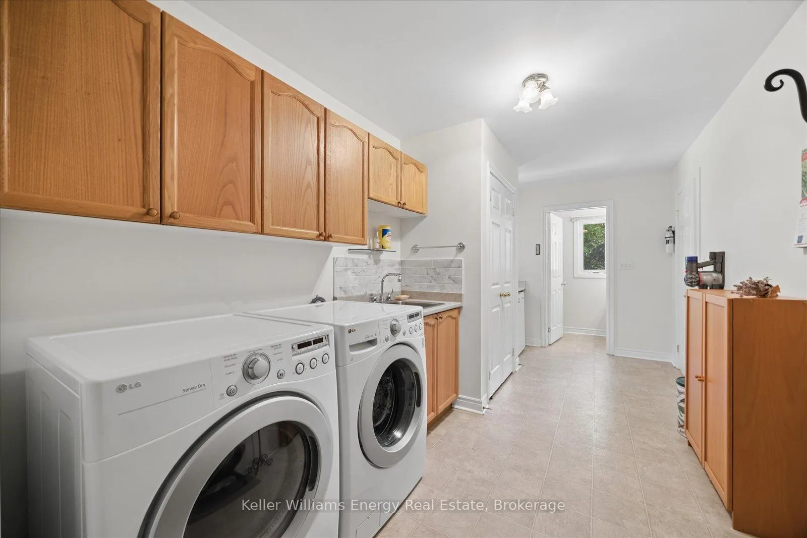 Photo 22 of 3915 Larose Crescent, Port Hope, Garden Hill — HOMEH