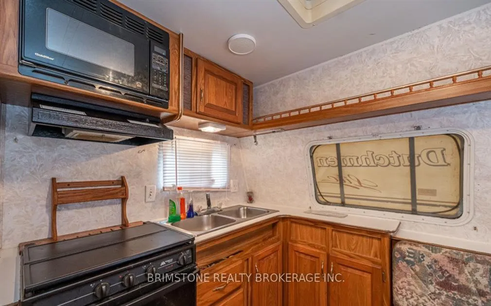 Photo 10 of Unit 51, 5216 County 90 Road, Springwater, Rural Springwater — HOMEH