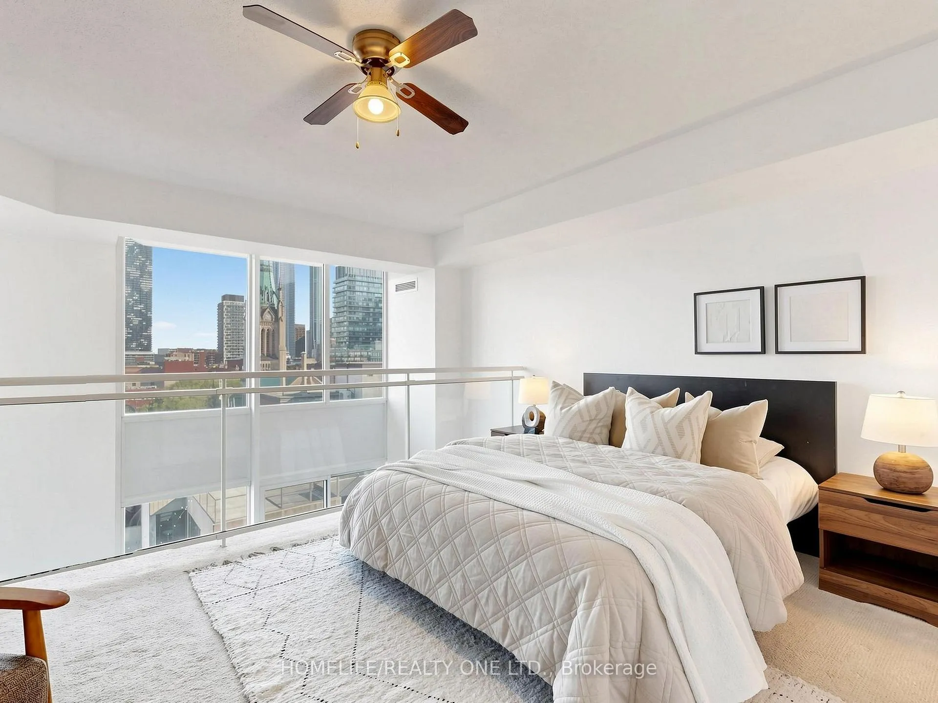 Photo 24 of Unit 913, 77 Lombard Street, Toronto, Church-Yonge Corridor — HOMEH
