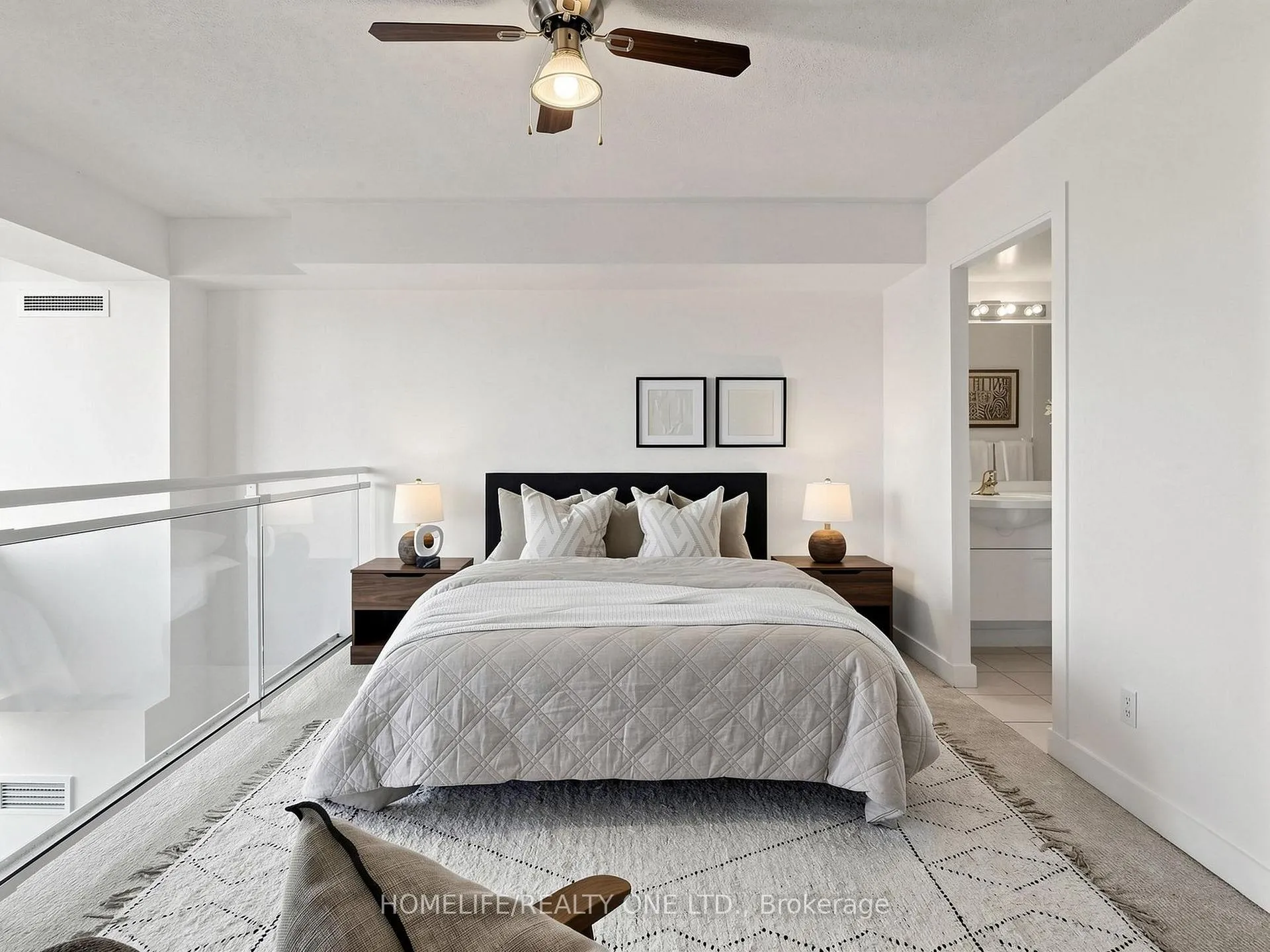 Photo 25 of Unit 913, 77 Lombard Street, Toronto, Church-Yonge Corridor — HOMEH