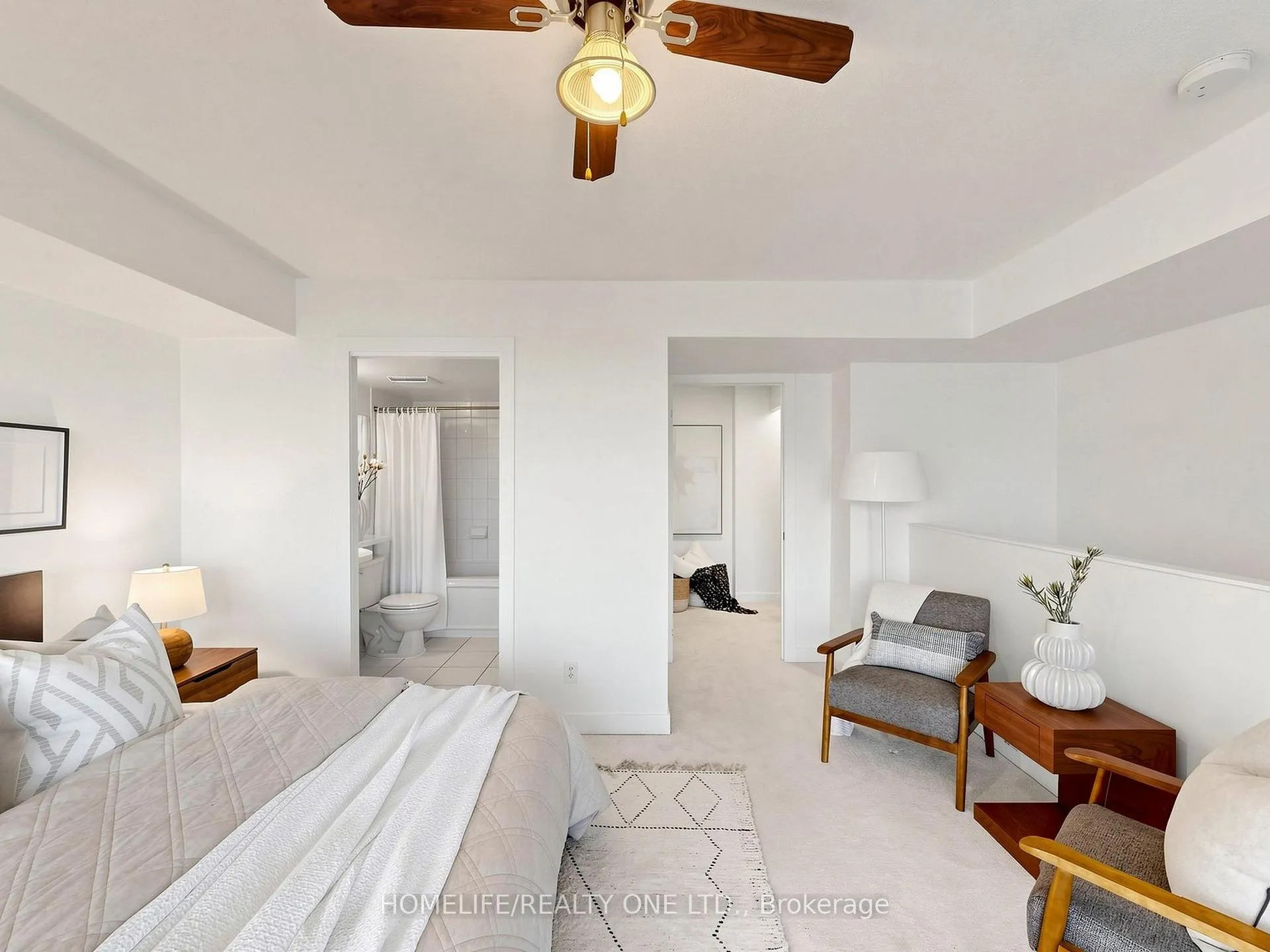 Photo 28 of Unit 913, 77 Lombard Street, Toronto, Church-Yonge Corridor — HOMEH