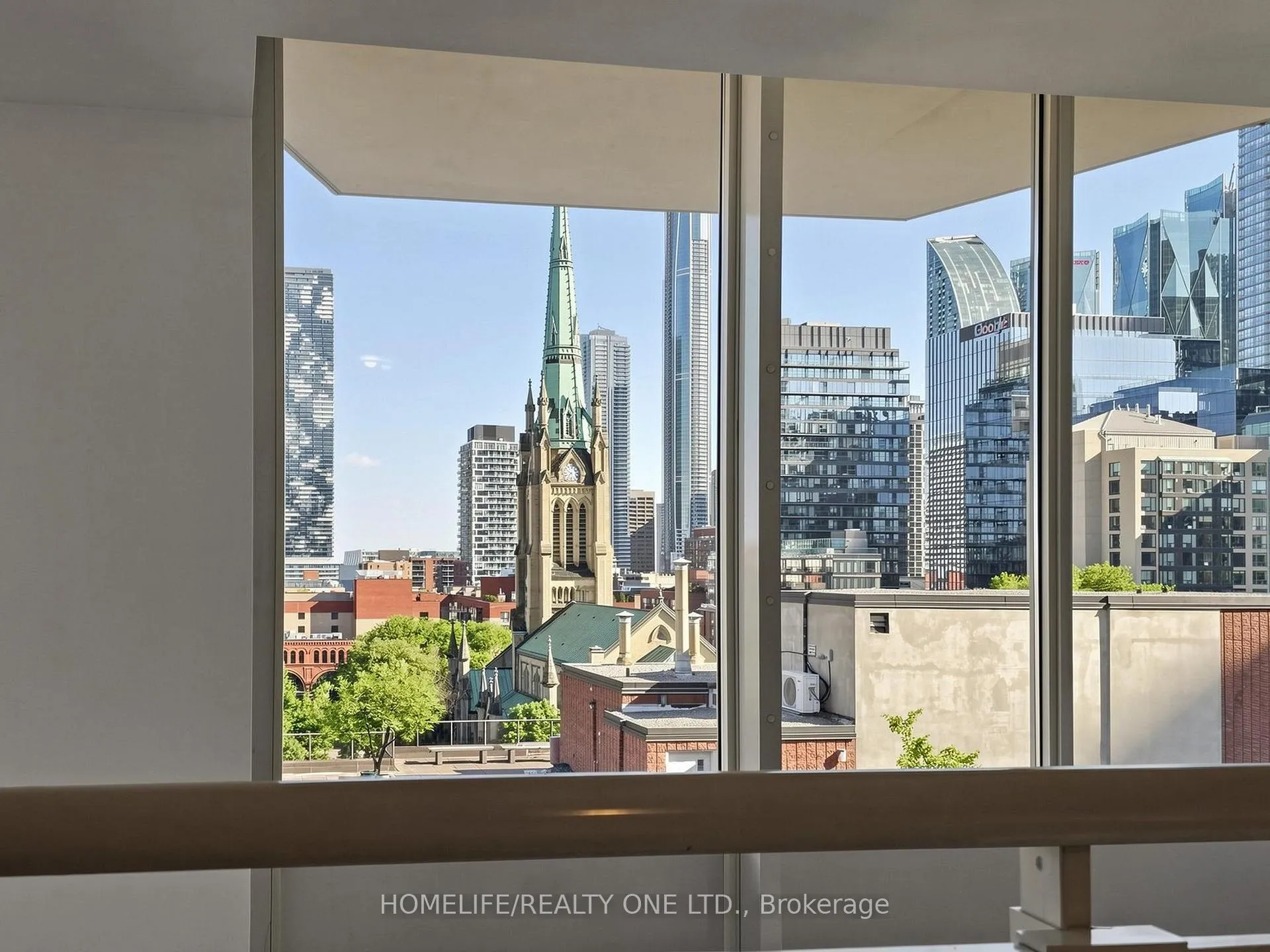 Photo 30 of Unit 913, 77 Lombard Street, Toronto, Church-Yonge Corridor — HOMEH