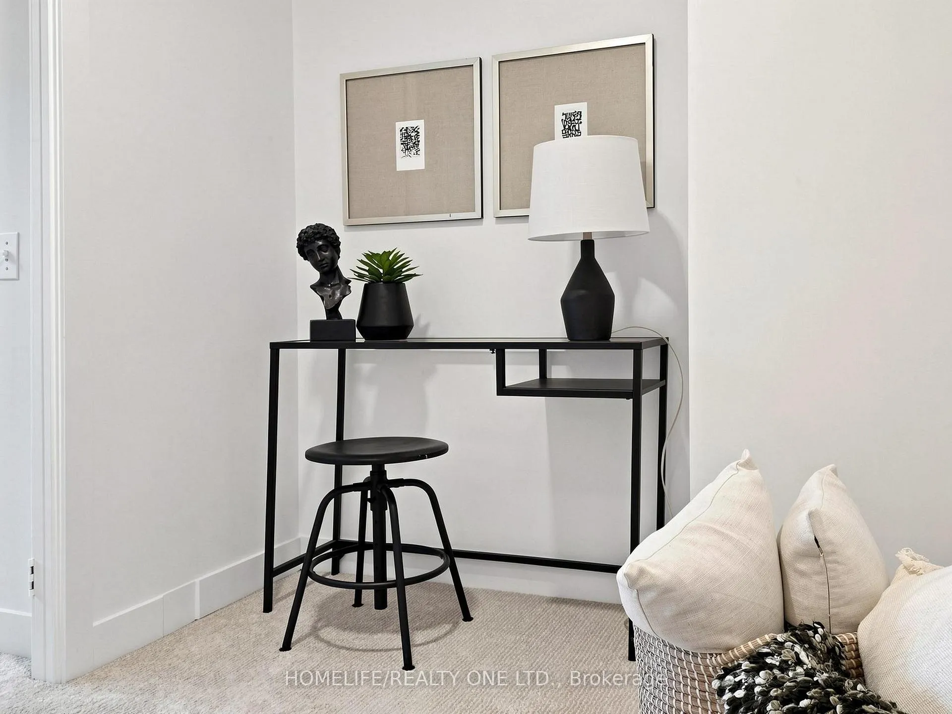 Photo 34 of Unit 913, 77 Lombard Street, Toronto, Church-Yonge Corridor — HOMEH