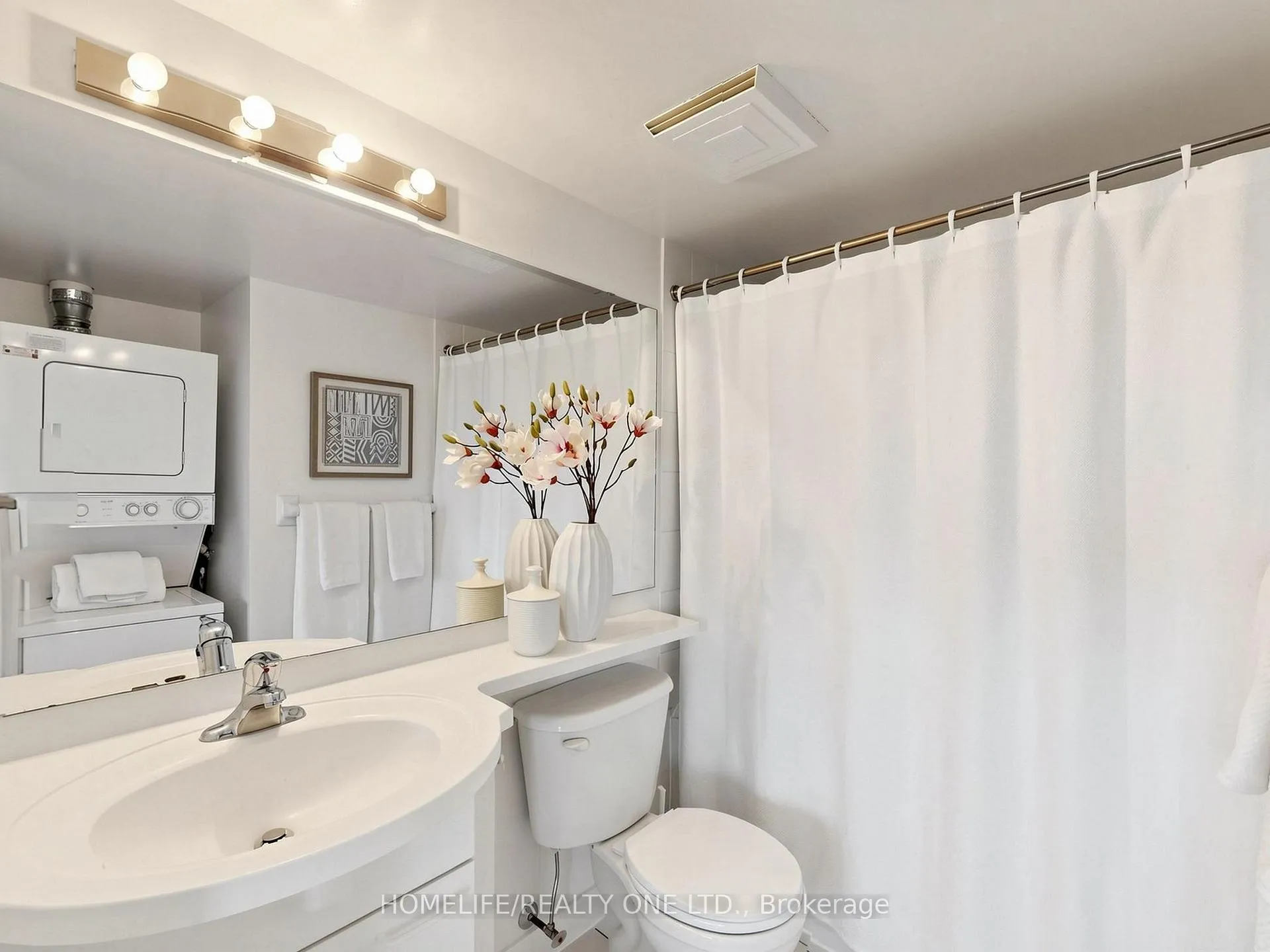 Photo 35 of Unit 913, 77 Lombard Street, Toronto, Church-Yonge Corridor — HOMEH