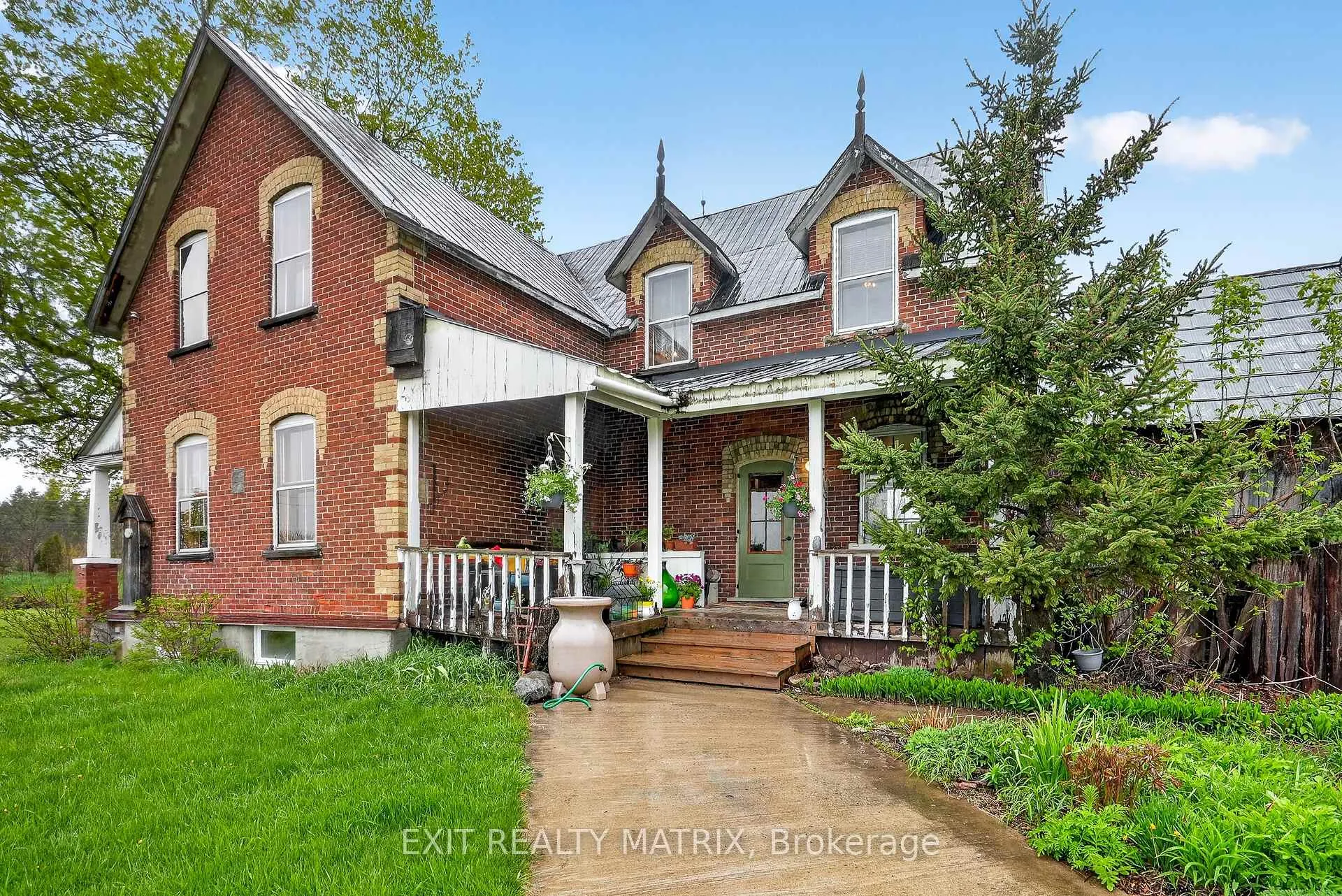 Photo 3 of 7499 Bank Street, Ottawa, Metcalfe — HOMEH