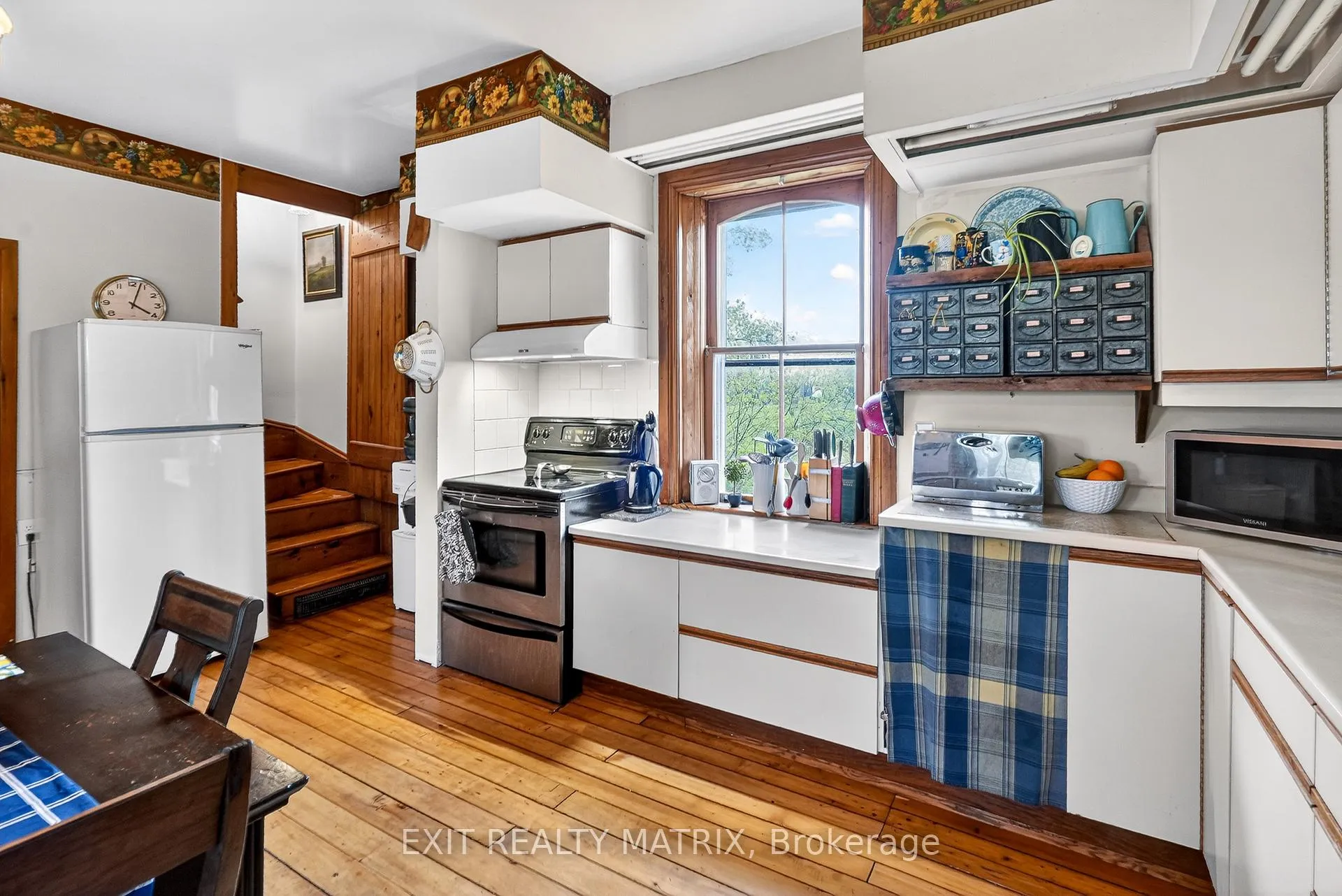 Photo 6 of 7499 Bank Street, Ottawa, Metcalfe — HOMEH