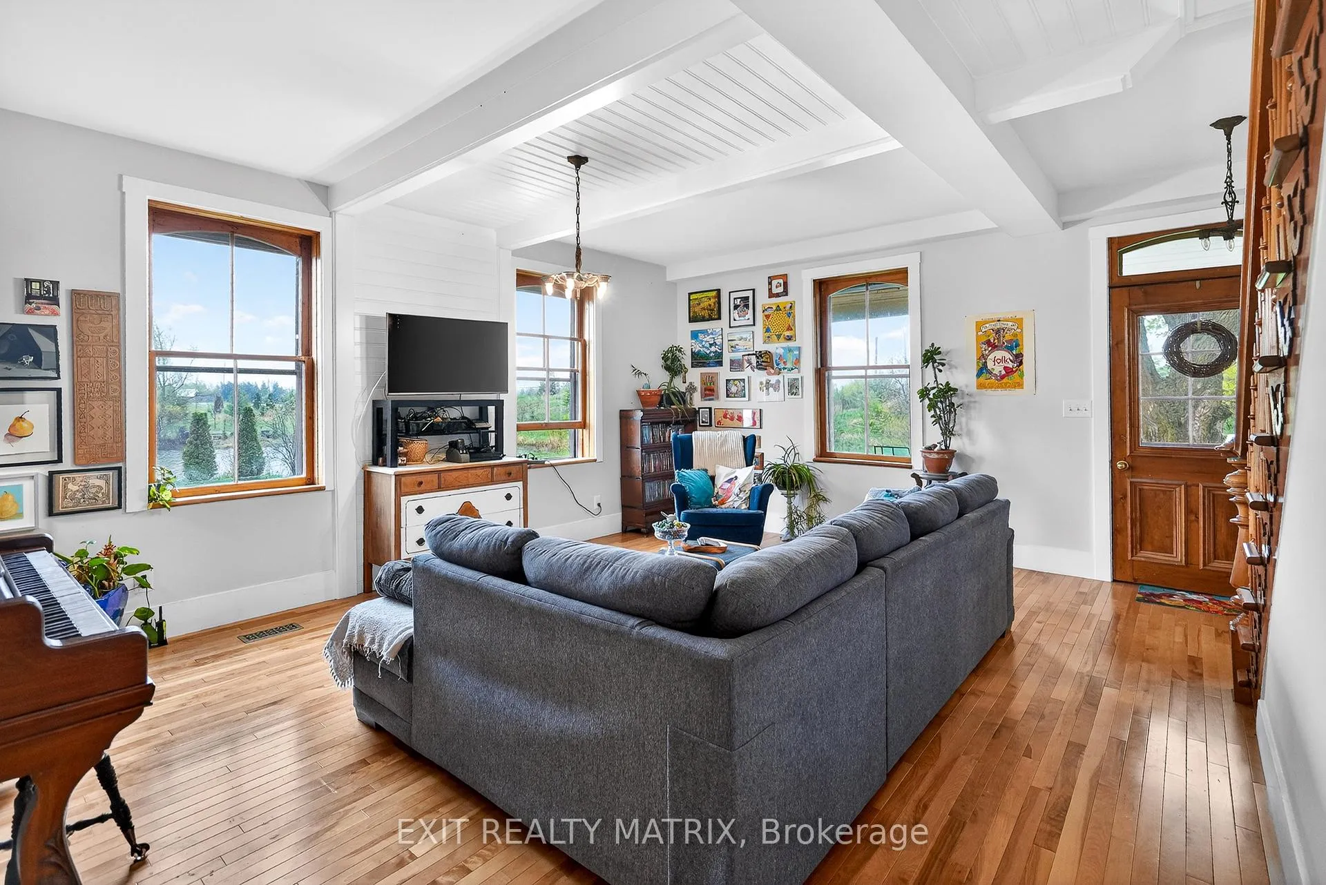 Photo 10 of 7499 Bank Street, Ottawa, Metcalfe — HOMEH