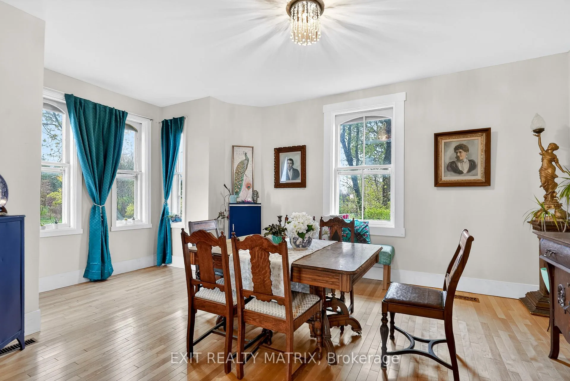 Photo 13 of 7499 Bank Street, Ottawa, Metcalfe — HOMEH