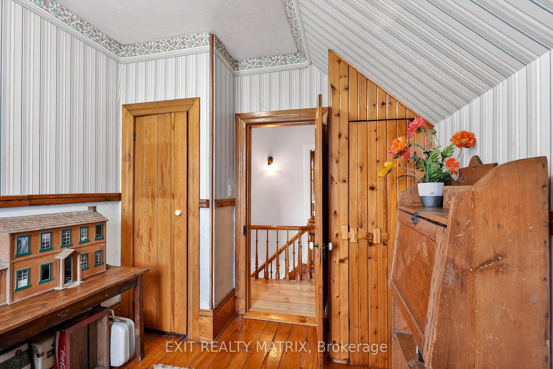Photo 19 of 7499 Bank Street, Ottawa, Metcalfe — HOMEH