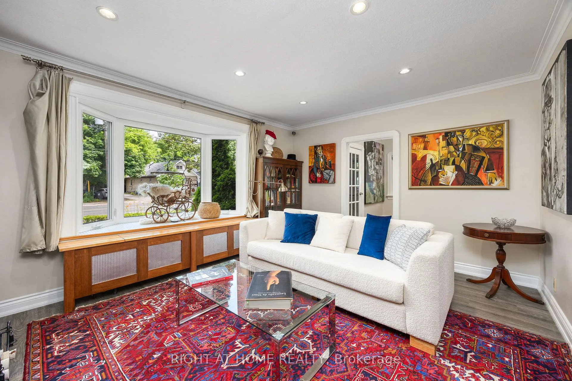 Photo 5 of 107 Otter Crescent, Toronto, Bedford Park-Nortown — HOMEH