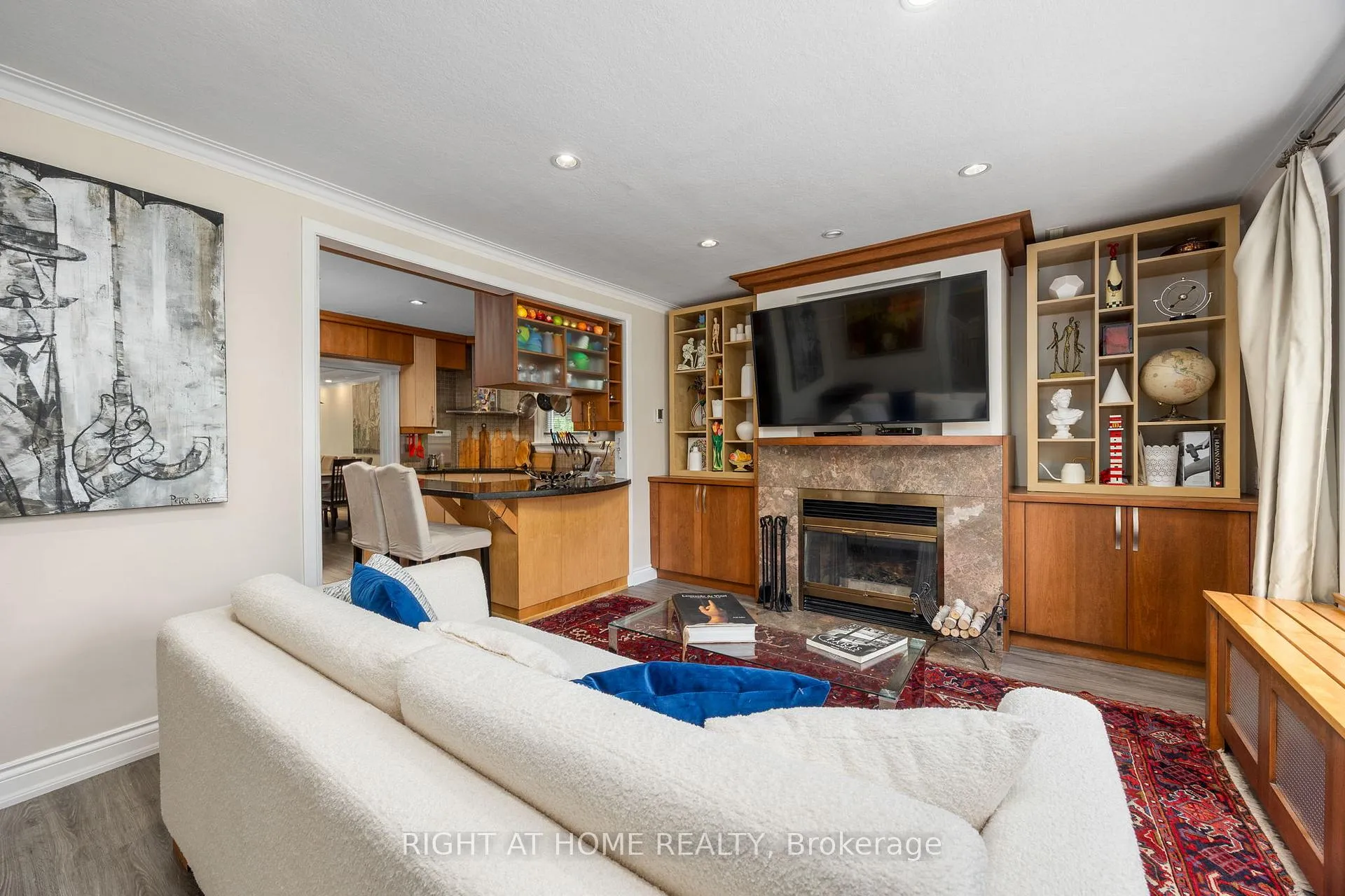 Photo 6 of 107 Otter Crescent, Toronto, Bedford Park-Nortown — HOMEH
