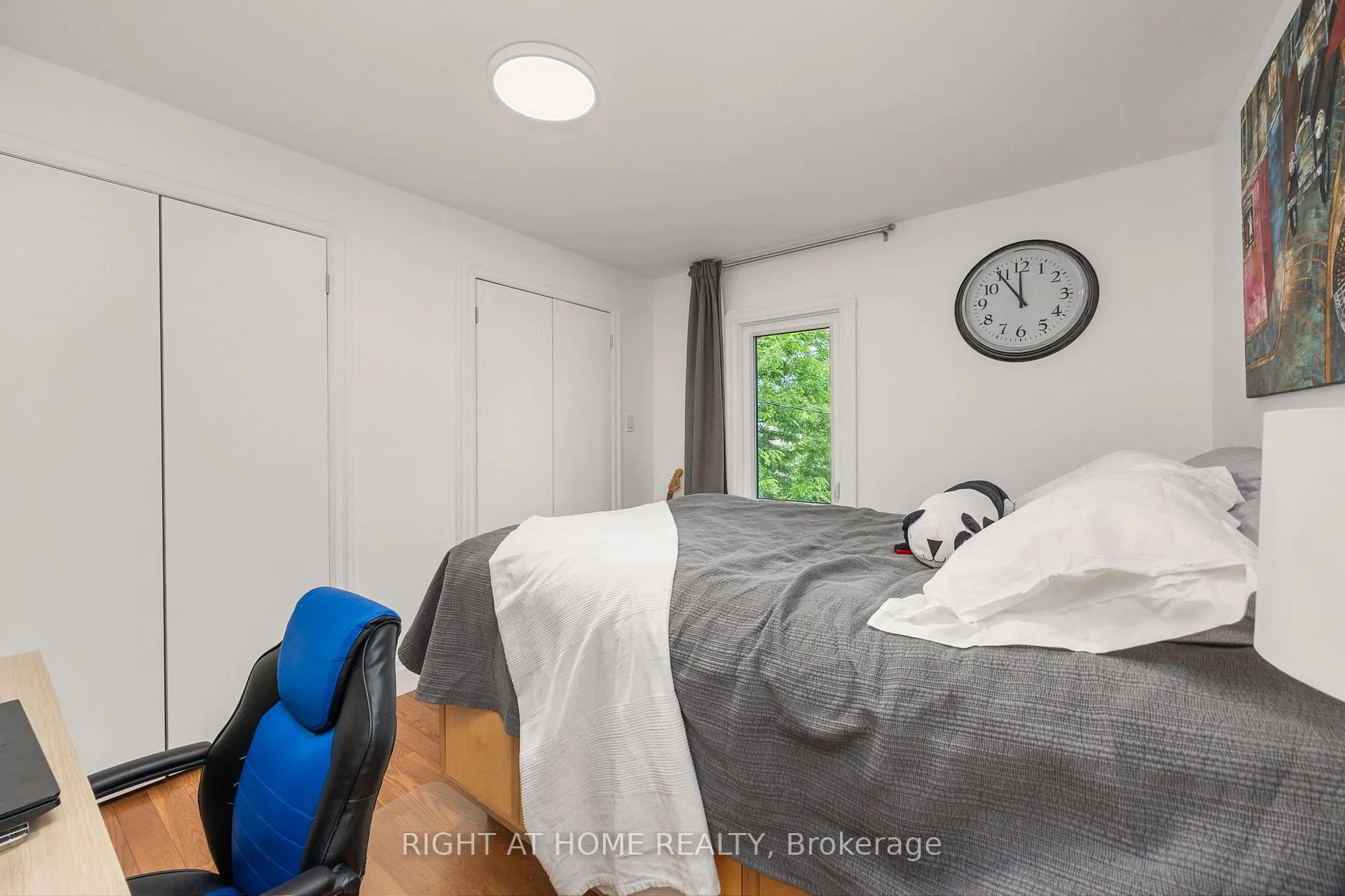 Photo 16 of 107 Otter Crescent, Toronto, Bedford Park-Nortown — HOMEH