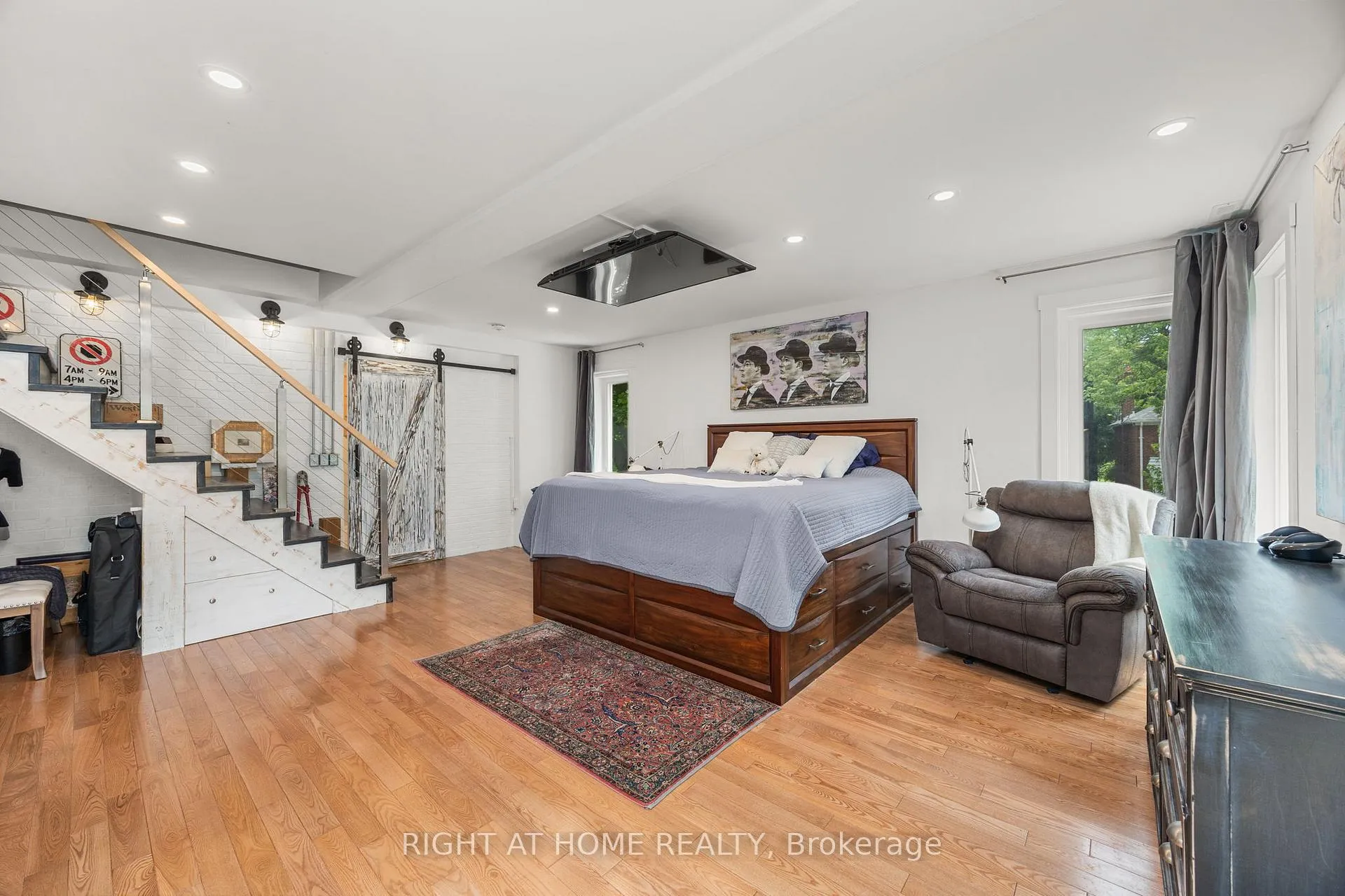 Photo 22 of 107 Otter Crescent, Toronto, Bedford Park-Nortown — HOMEH