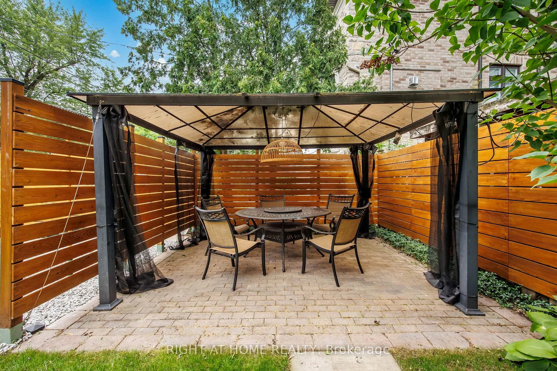 Photo 48 of 107 Otter Crescent, Toronto, Bedford Park-Nortown — HOMEH