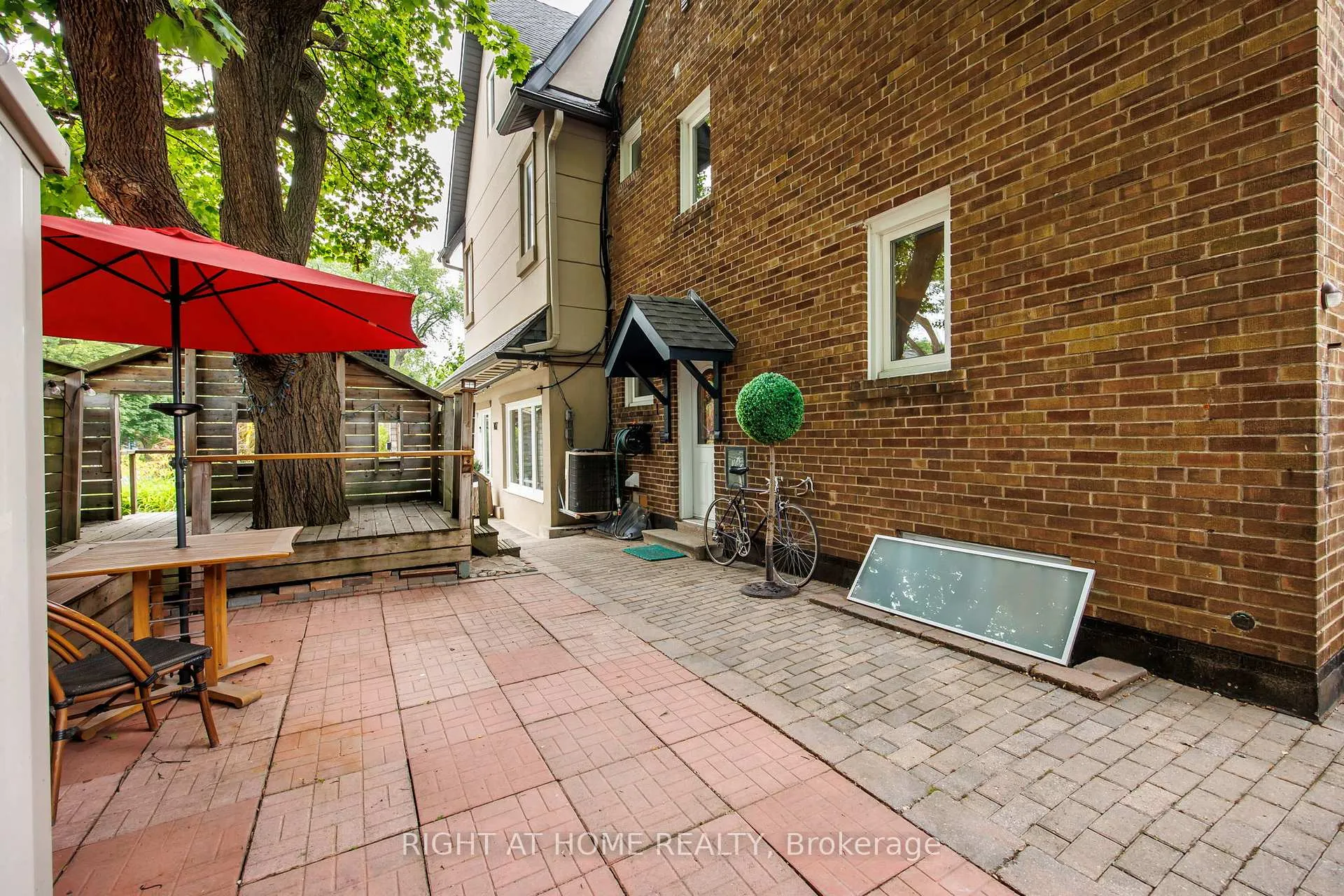 Photo 49 of 107 Otter Crescent, Toronto, Bedford Park-Nortown — HOMEH